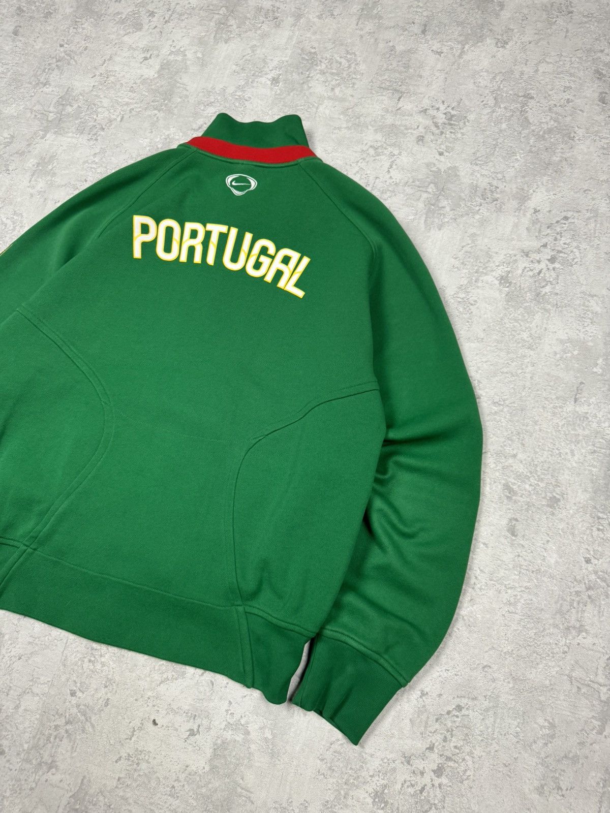 Nike Vintage Nike Portugal Track Jacket Size XL Size US XL / EU 56 / 4 - 9 Thumbnail
