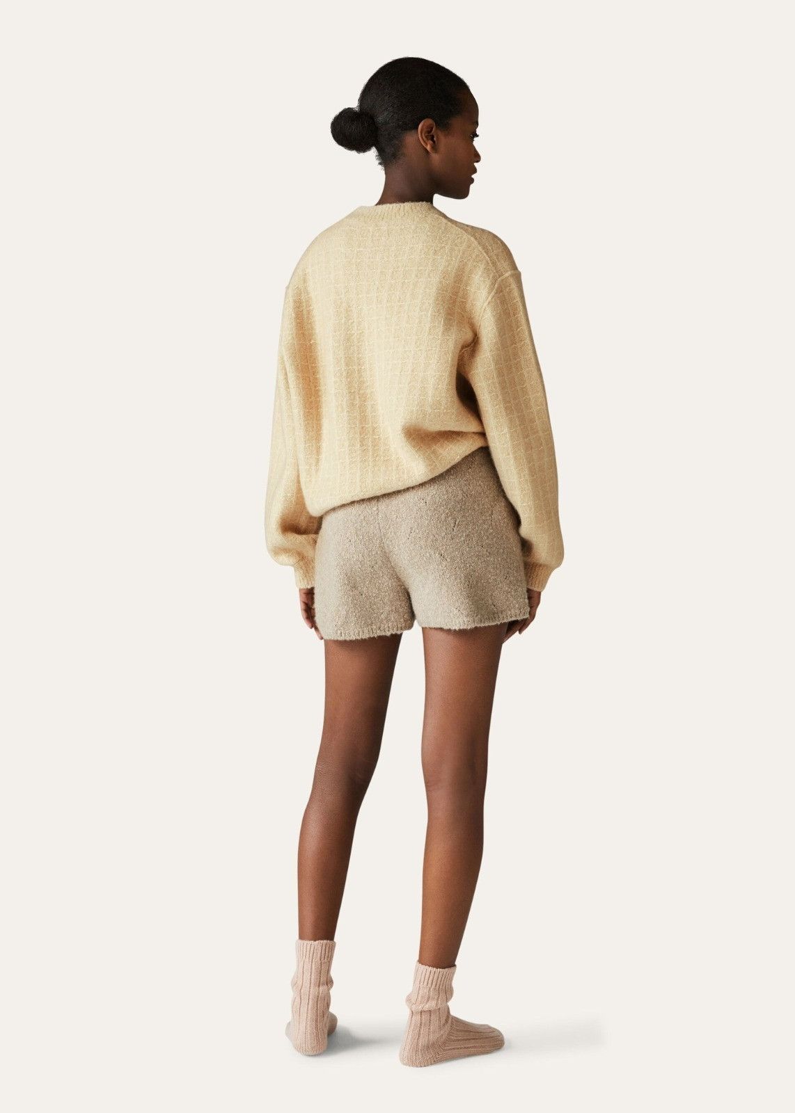 Loro Piana o1srvl11e1125 FAN1194 Cocooning Crewneck Sweater in Beige Size L / US 10 / IT 46 - 3 Thumbnail