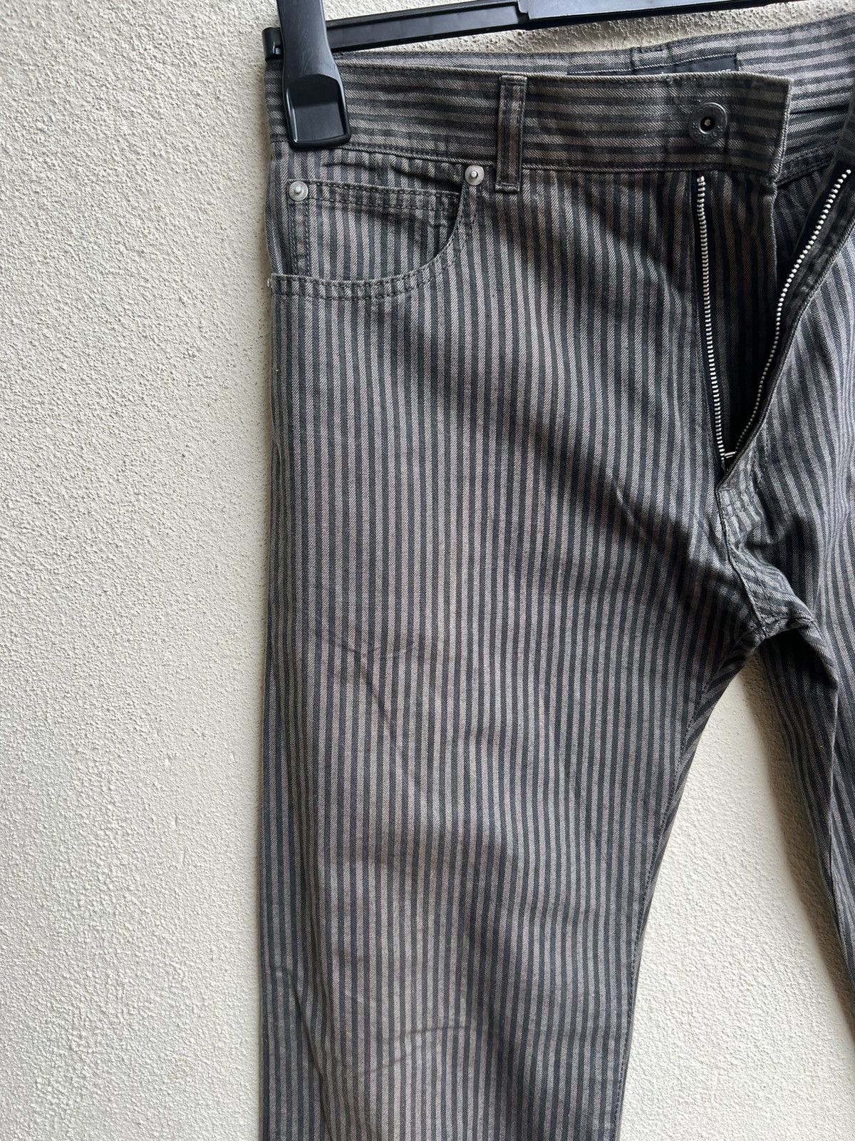 Vintage NO CONCEPT BUT GOOD SENSE Japan Sun Fade Stripe Trouser Pant Size US 30 / EU 46 - 8 Thumbnail