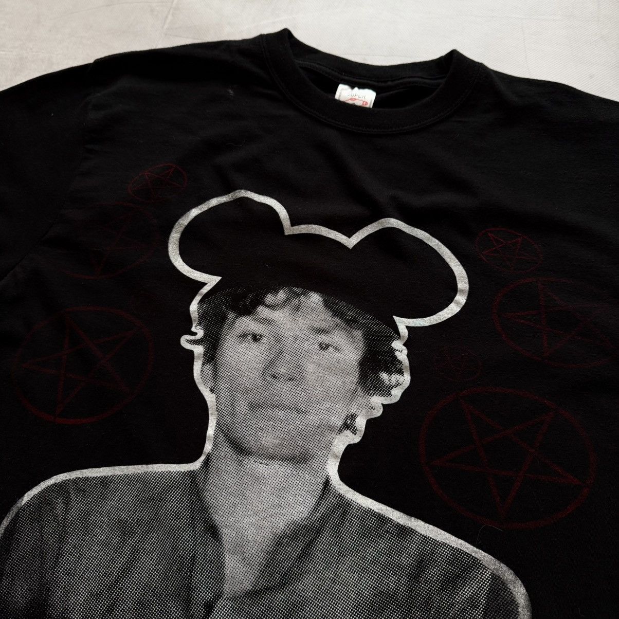 Vintage 90s Richard Ramirez The Night Stalker Serial Killer T-shirt Size US M / EU 48-50 / 2 - 5 Thumbnail