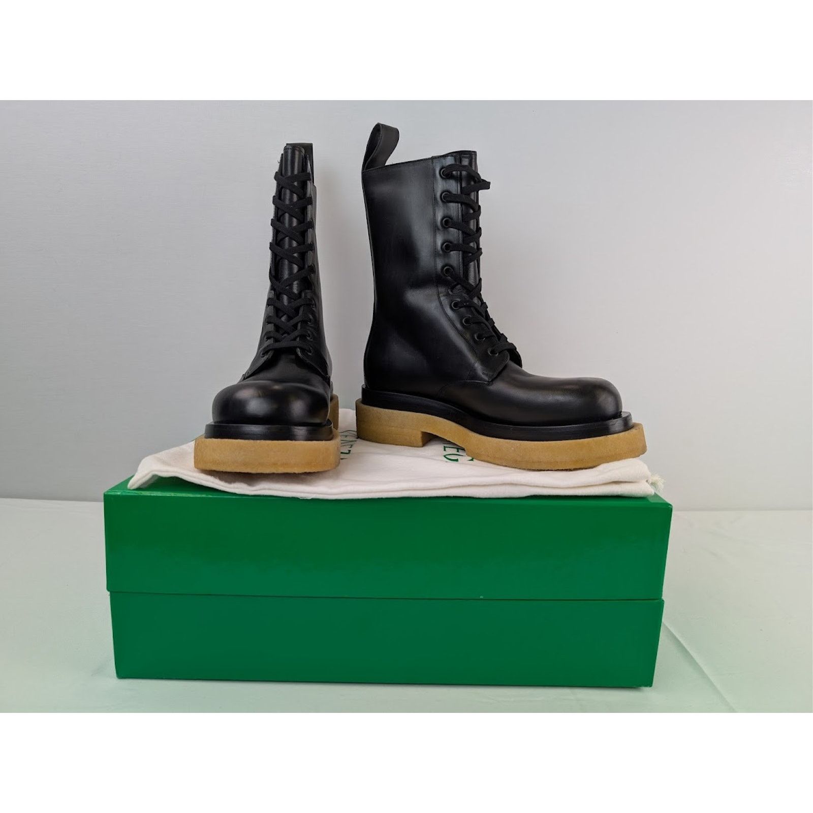Bottega Veneta o1rshd1 Military Calf Lug Boots in Black Size US 7 / EU 40 - 18 Thumbnail