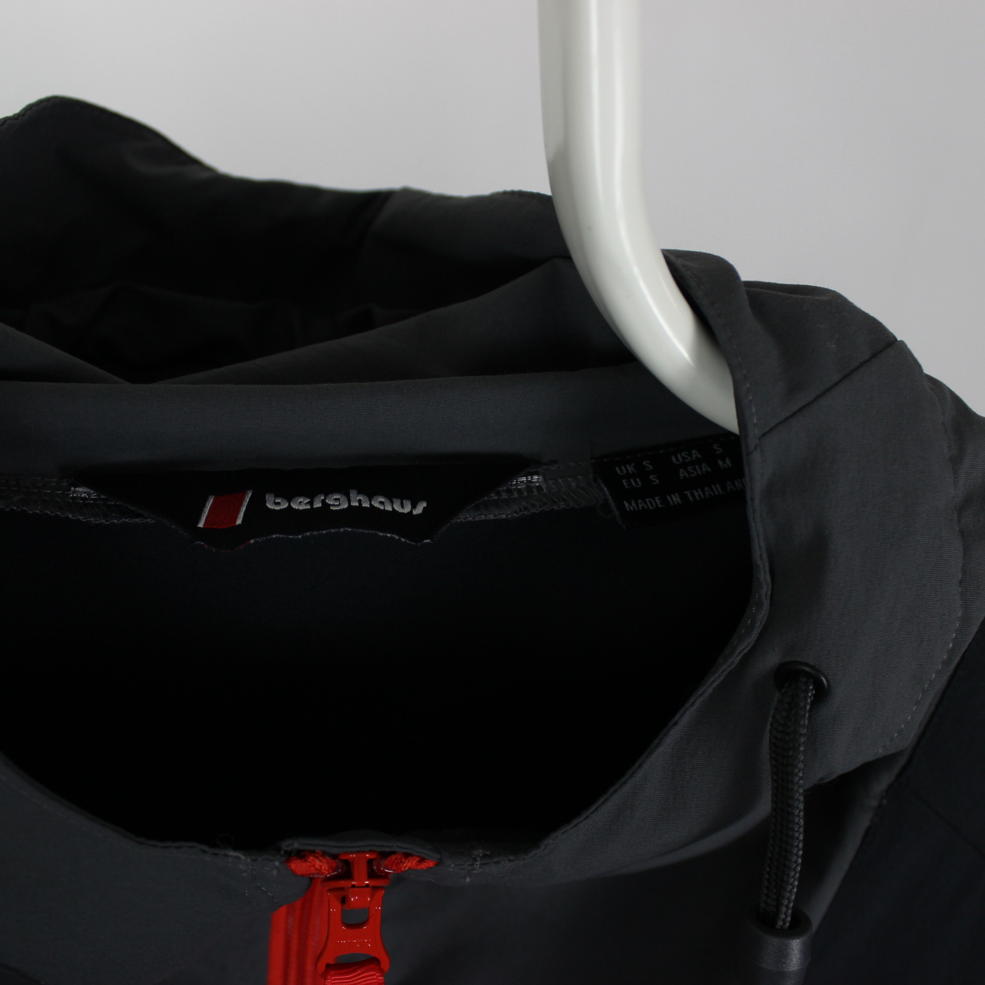 Berghaus Berghaus jacket windruner light men S M Size US S / EU 44-46 / 1 - 5 Thumbnail