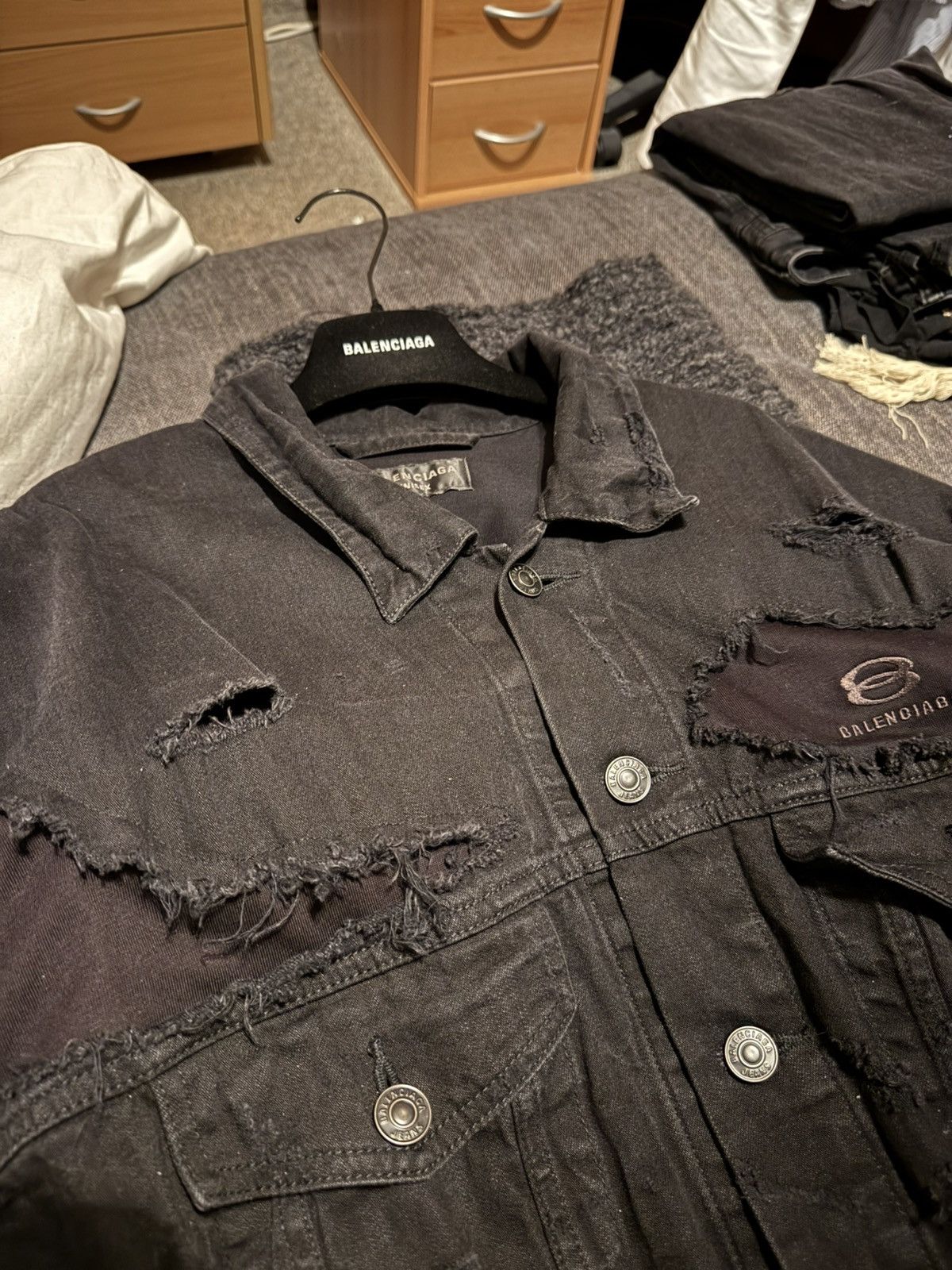 Balenciaga BALENCIAGA - Distressed Denim Jacket Size US XS / EU 42 / 0 - 3 Thumbnail