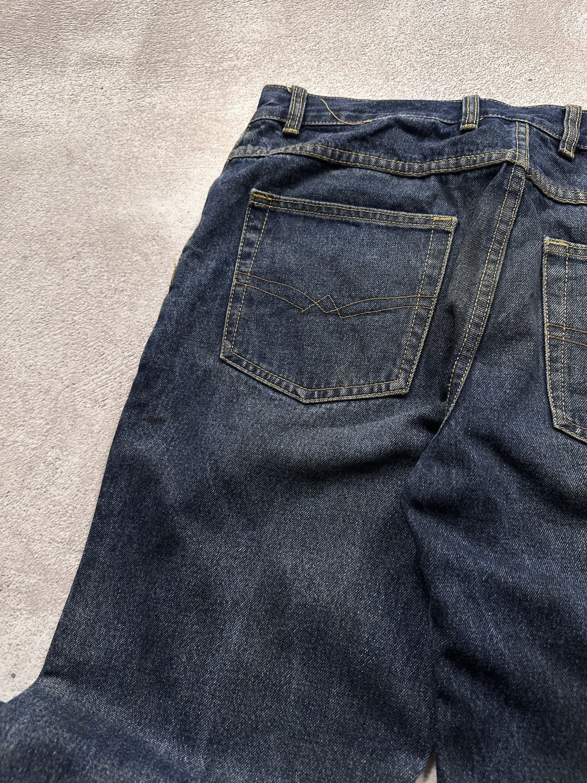 Vintage Vintage Helmut Lang Style Distressed Painted Jeans Denim Size US 34 / EU 50 - 13 Thumbnail