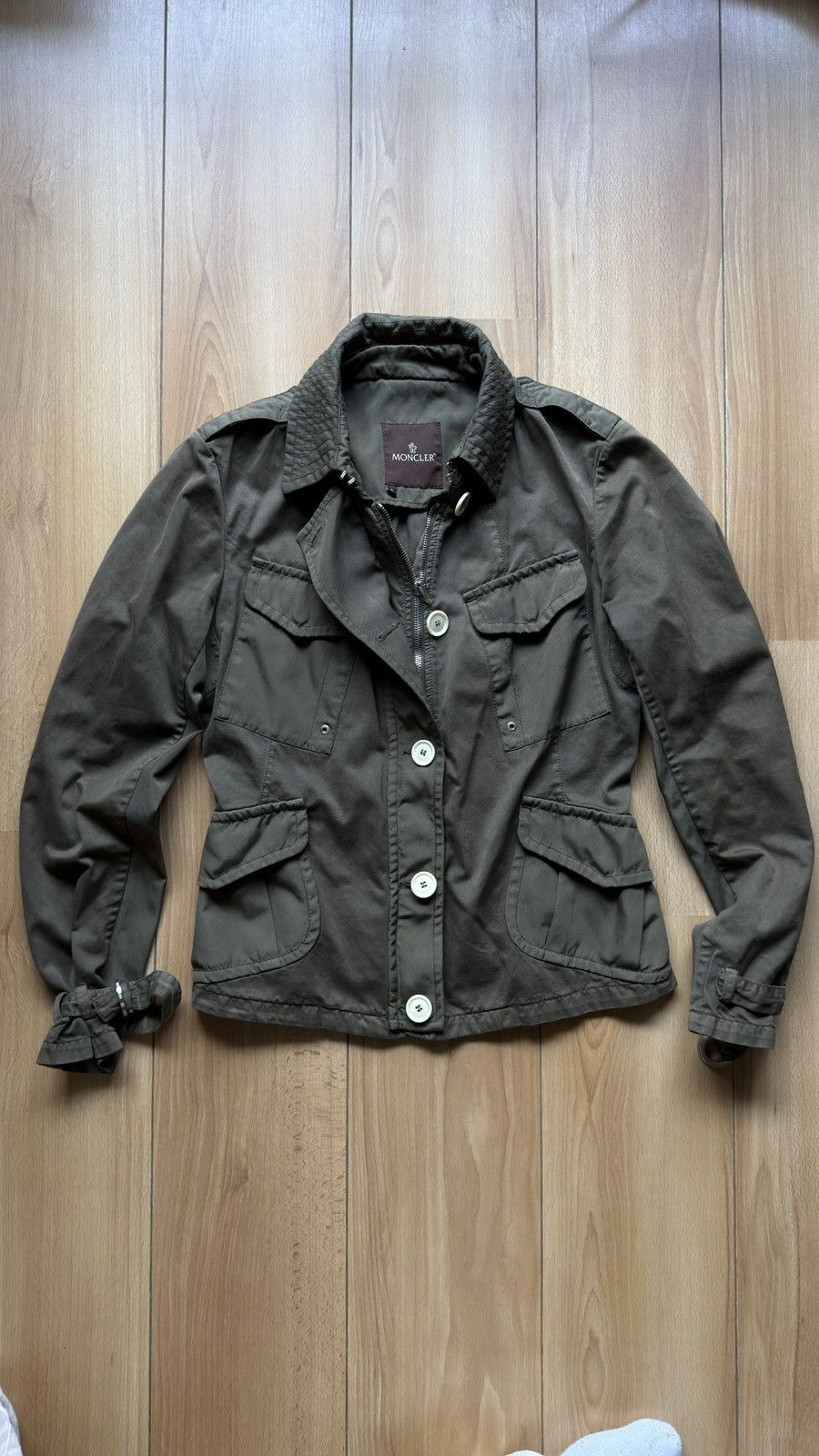 Moncler Moncler vitnage jacker coat Size M / US 6-8 / IT 42-44 - 1 Thumbnail