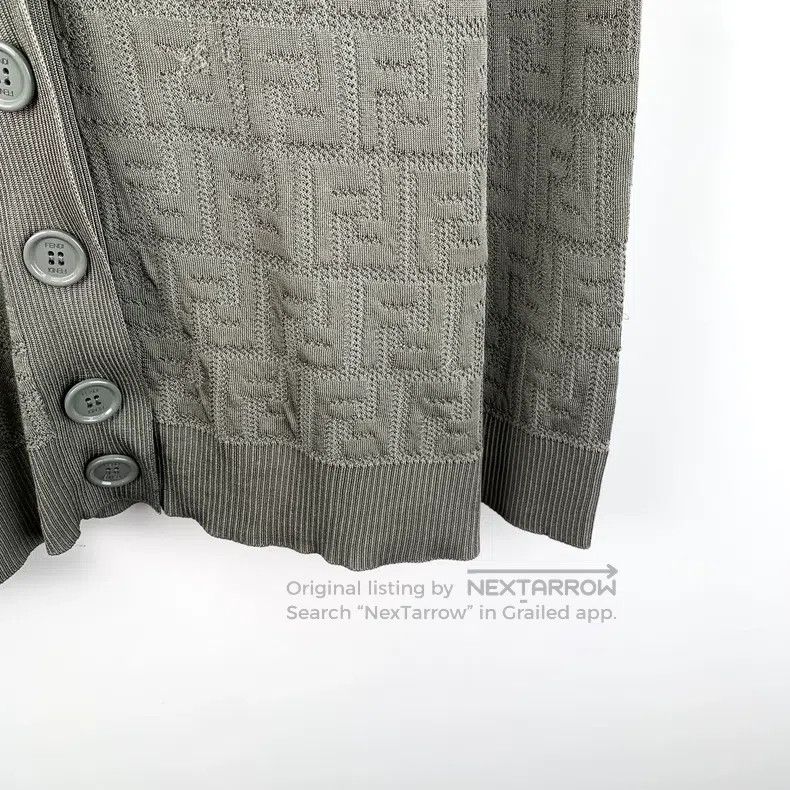 Fendi Fendi Gray logo jacquard full print cotton V-neck long sle Size XS / US 0-2 / IT 36-38 - 4 Thumbnail