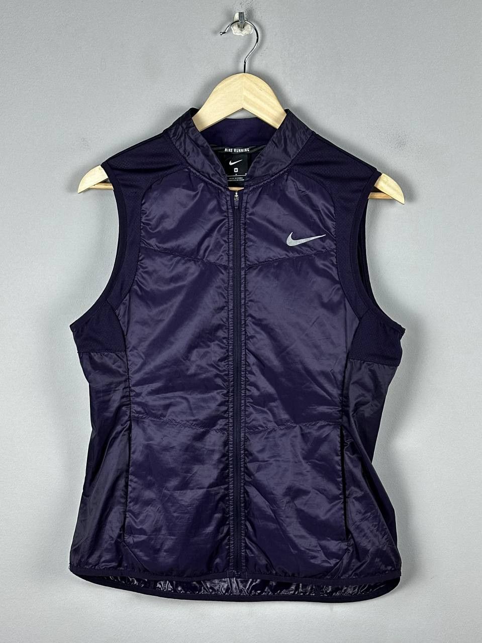 Nike Vintage Nike Vest Black Drill Sportswear Running Size M / US 6-8 / IT 42-44 - 1 Thumbnail