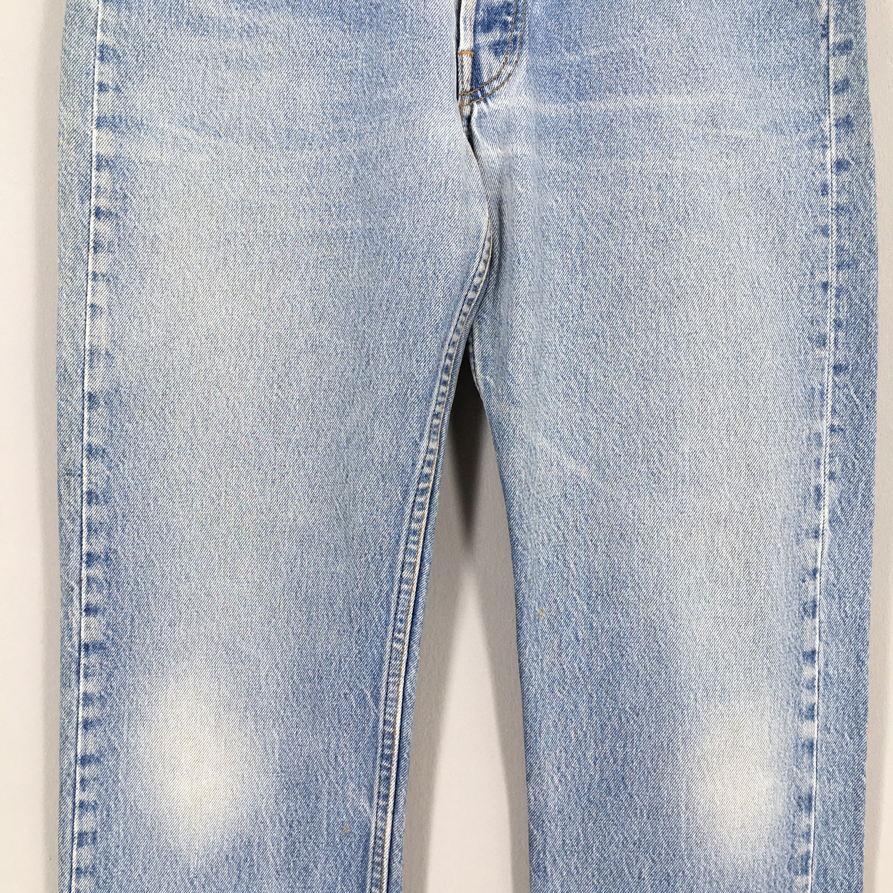 Levi's Size 32x28.5 Vintage 90s Levi's 501 Faded Blue Jeans S1340 Size US 32 / EU 48 - 3 Thumbnail