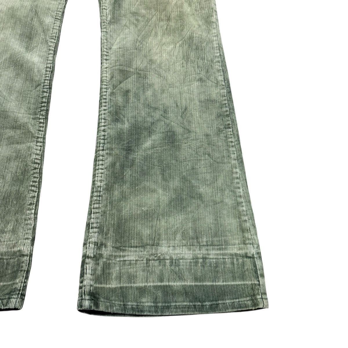 Levi's Vintage 70s Levis 646 Corduroy Bell Bottom Jeans Size US 33 - 8 Thumbnail