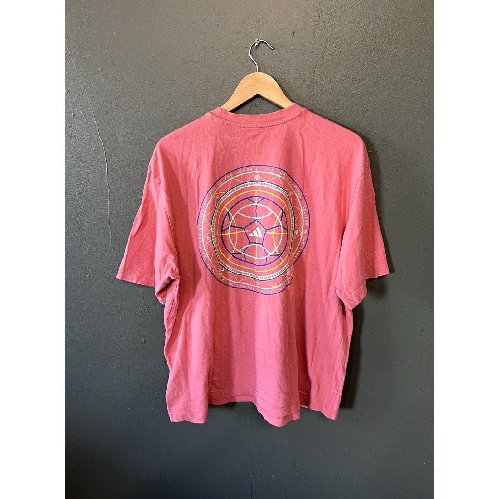 Adidas Adidas Womens Pink Short Sleeve Soccer Graphic T-shirt Size L Size L / US 10 / IT 46 - 2 Thumbnail