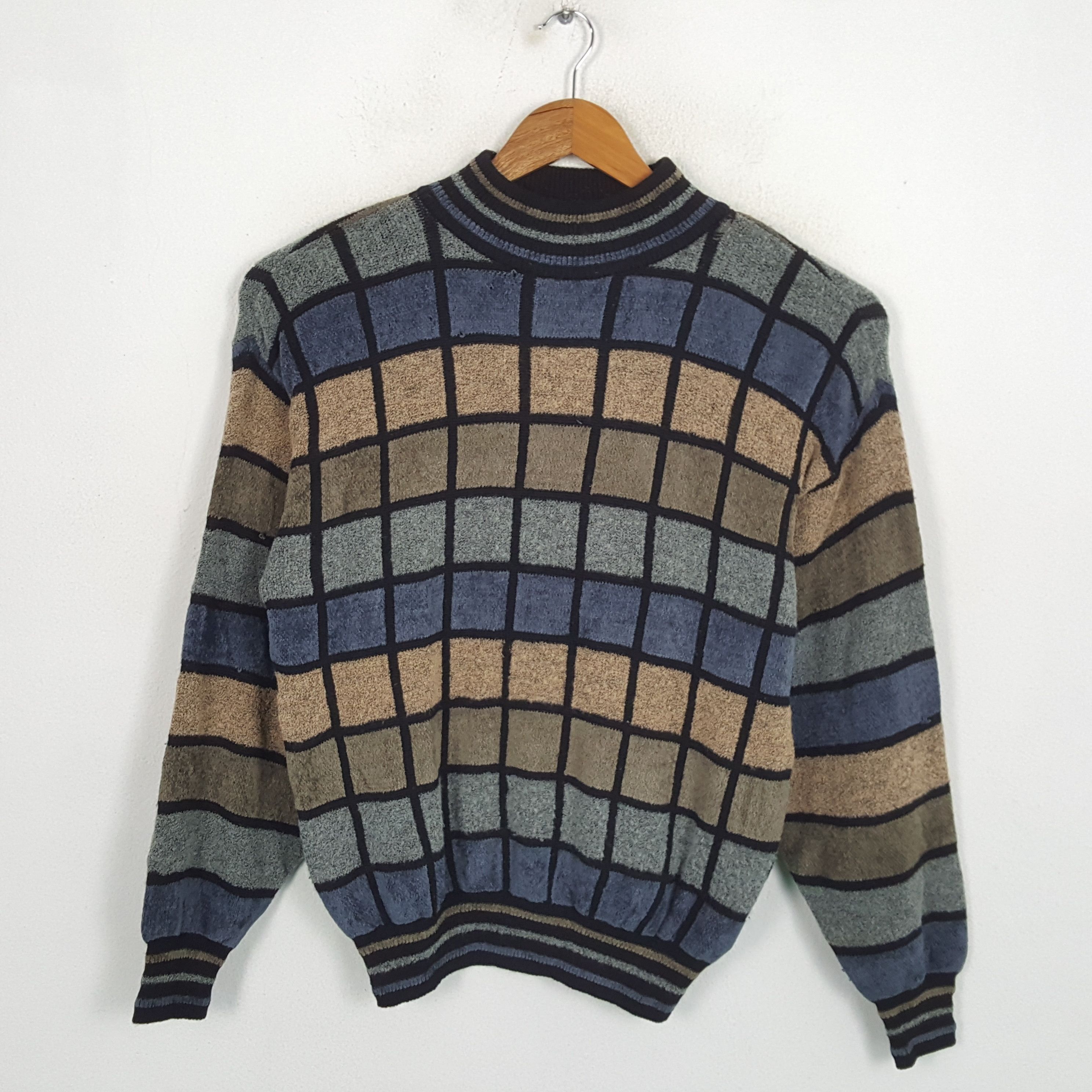 Vintage RAIKA Streetwear Coogi Style Sweatshirts