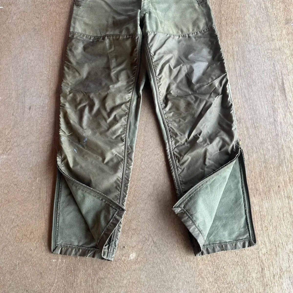 DAIWA STEALS💥90’s Vintage TIMBERLINE DoubleKnee Rusty Dirty Pants Size US 29 - 11 Thumbnail