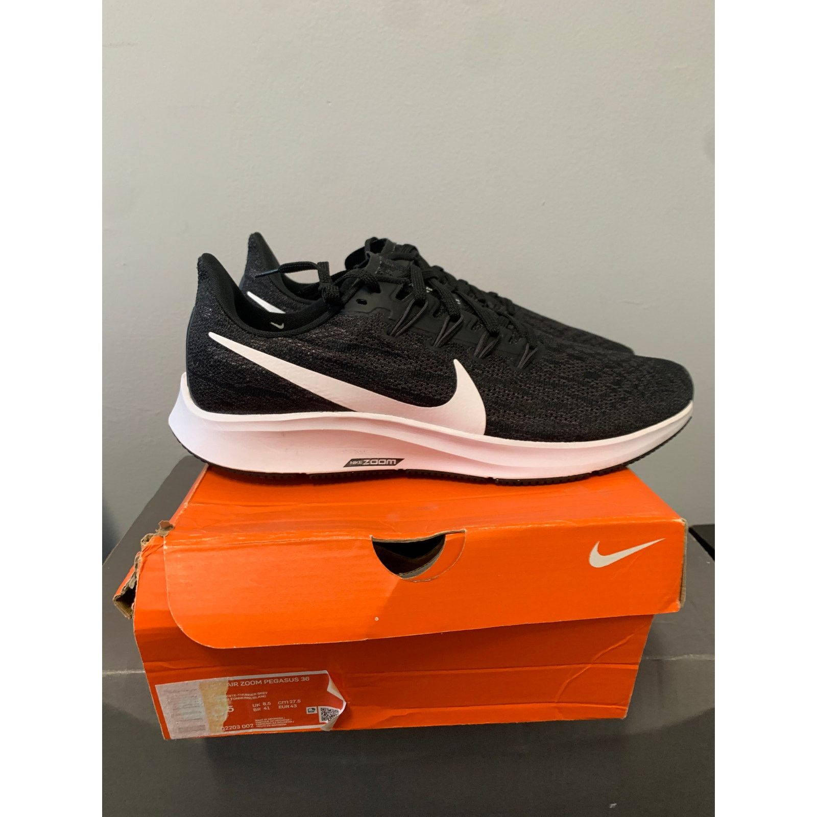Nike Nike Air Zoom Pegasus 36 Black White Size 8.5 Brand New Size US 8.5 / EU 41-42 - 1 Thumbnail
