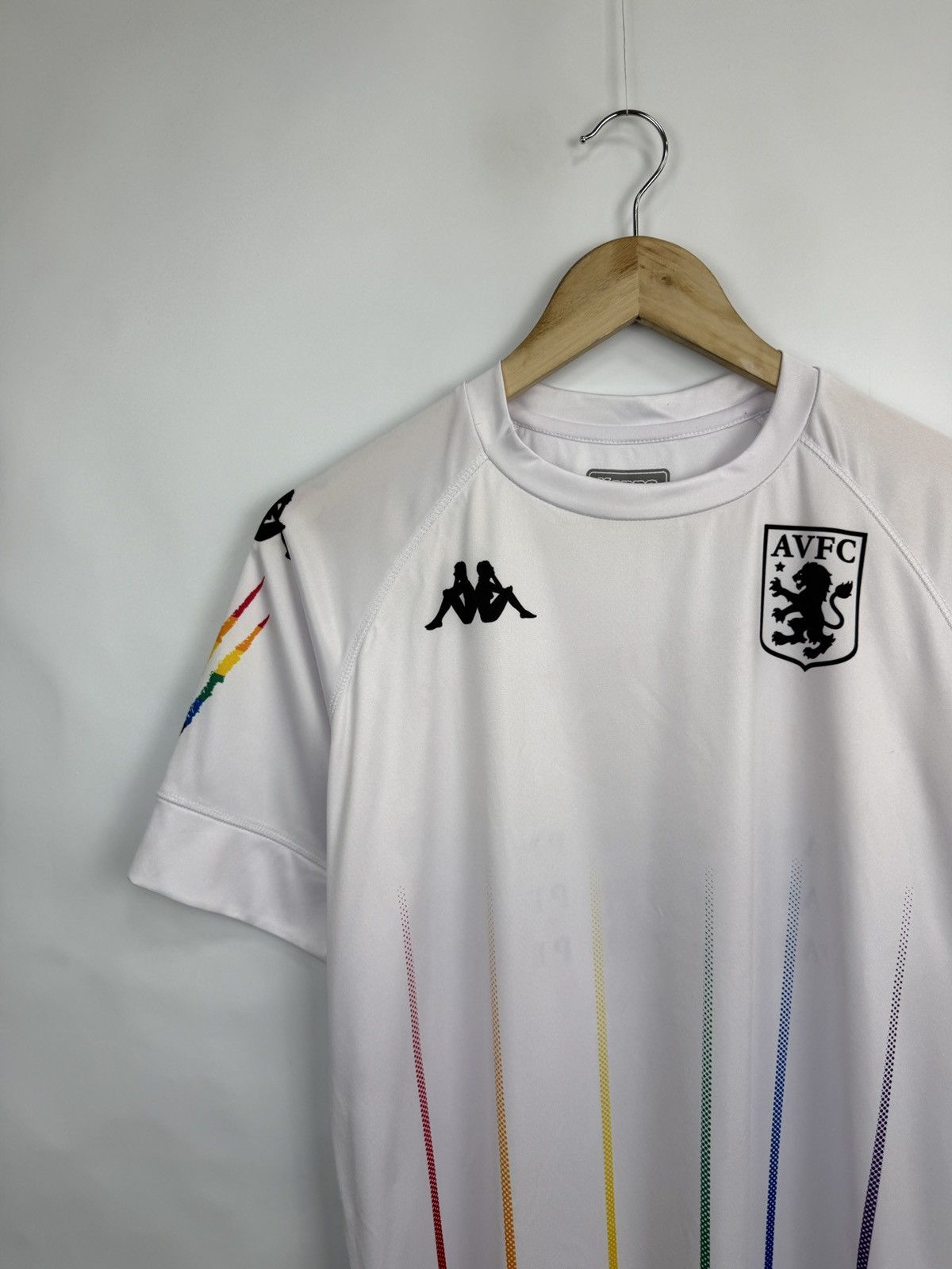 Kappa 🏴󠁧󠁢󠁥󠁮󠁧󠁿 Kappa Aston Villa AVFC Part of The Pride Soccer Jersey Y2K Size US M / EU 48-50 / 2 - 4 Thumbnail