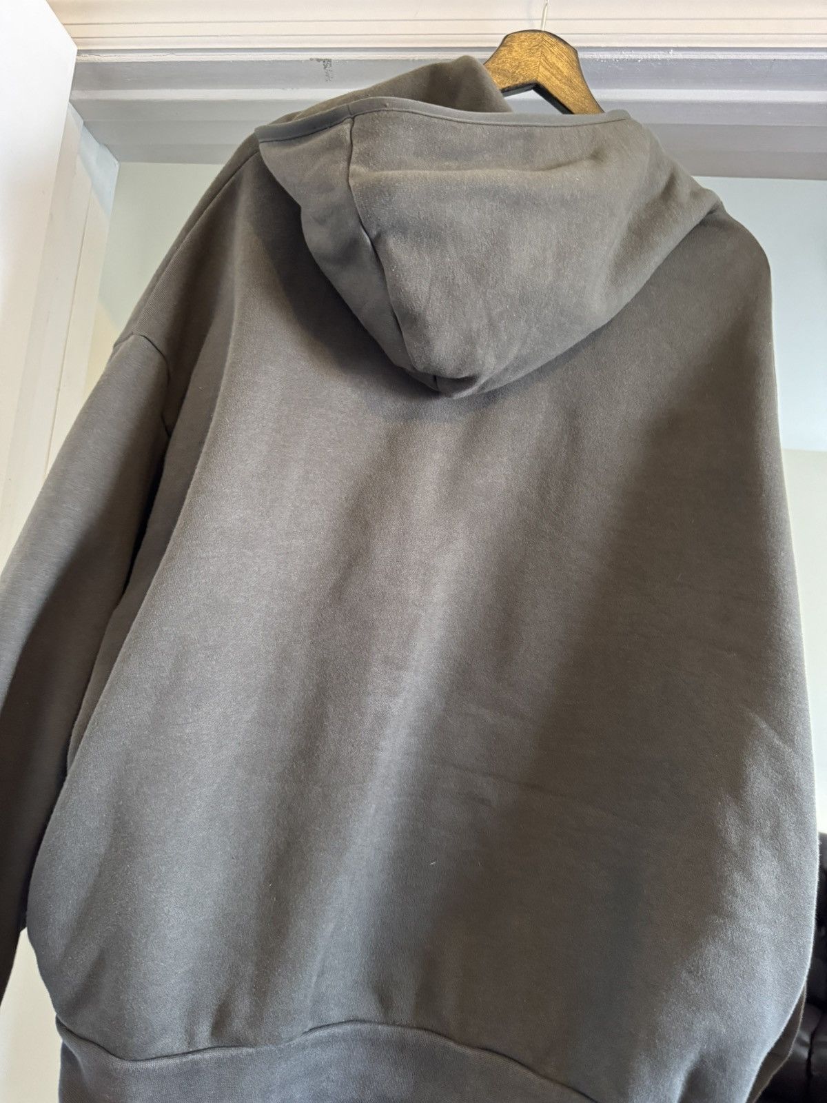 Essentials Essentials ink hoodie size L Size US L / EU 52-54 / 3 - 5 Thumbnail
