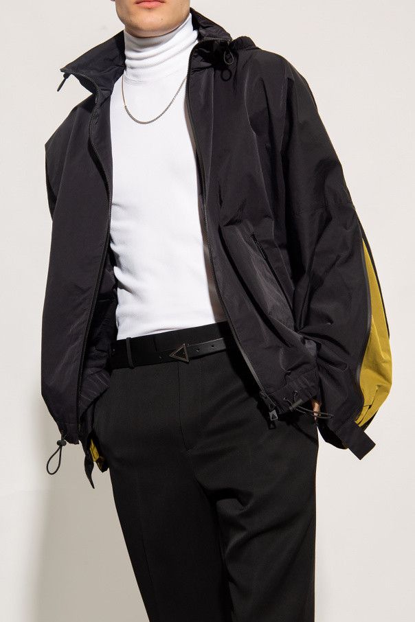 o1lv12m1024 Tech Nylon Jacket in Black