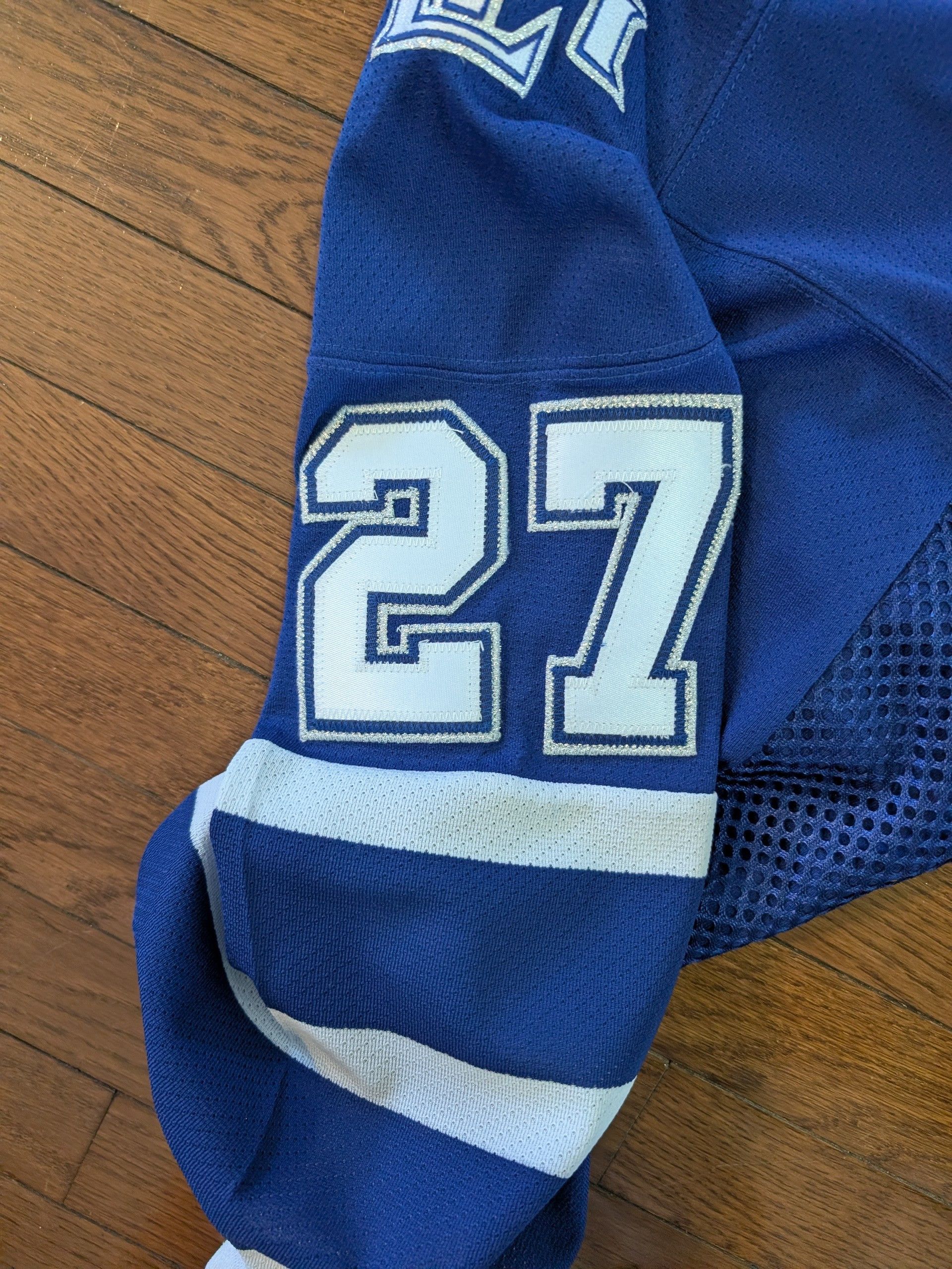 Ccm Vintage Toronto Maple Leafs '27' Harper Sewn CCM Jersey Sz M Size US M / EU 48-50 / 2 - 4 Thumbnail