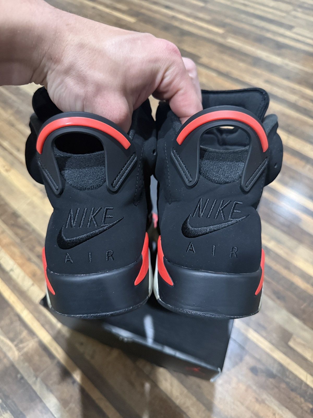 Jordan Brand 2019 Nike Air Jordan Retro 6 Infrared Size US 10 / EU 43 - 5 Thumbnail