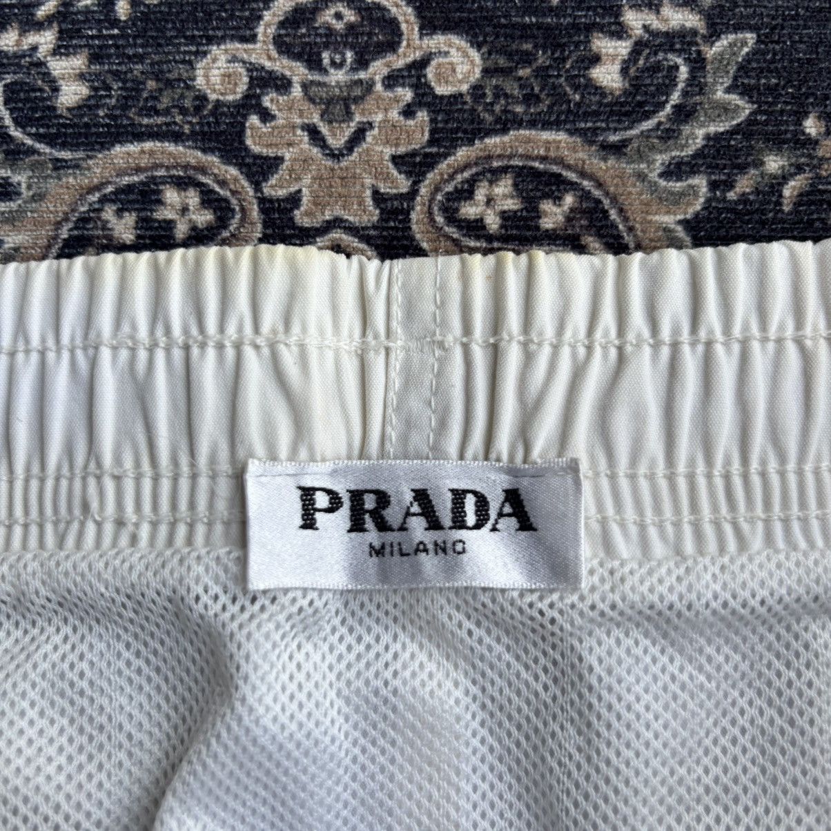 Prada Vintage Prada Milano Beach Hawaii Red Tab Shorts Size US 34 / EU 50 - 5 Thumbnail