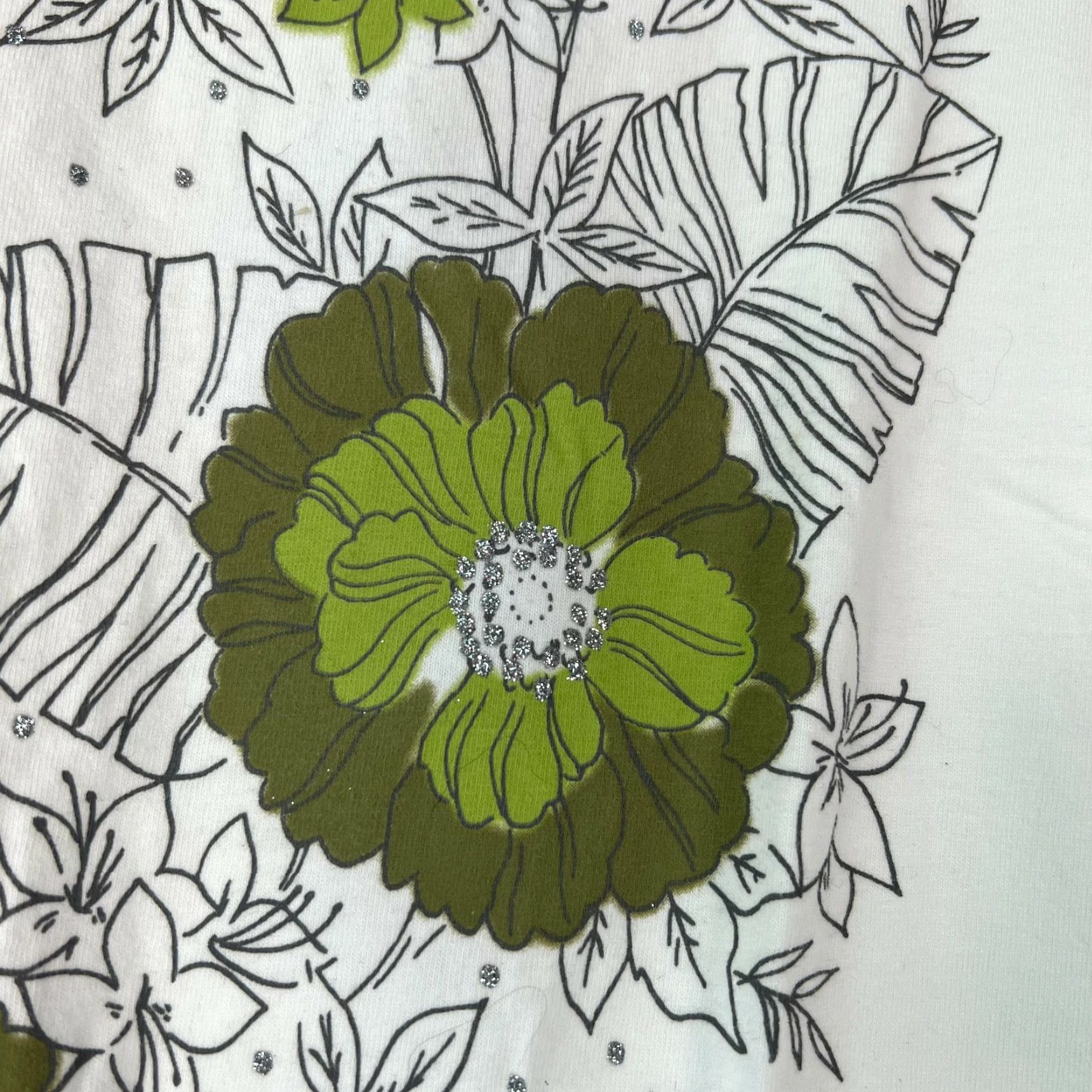 Vintage White Stag T Shirt Women's Graphic Floral White Short Sleeve Size S United States 4/6 Vintage? No (use inferred) PMID not needed Size S / US 4 / IT 40 - 3 Thumbnail