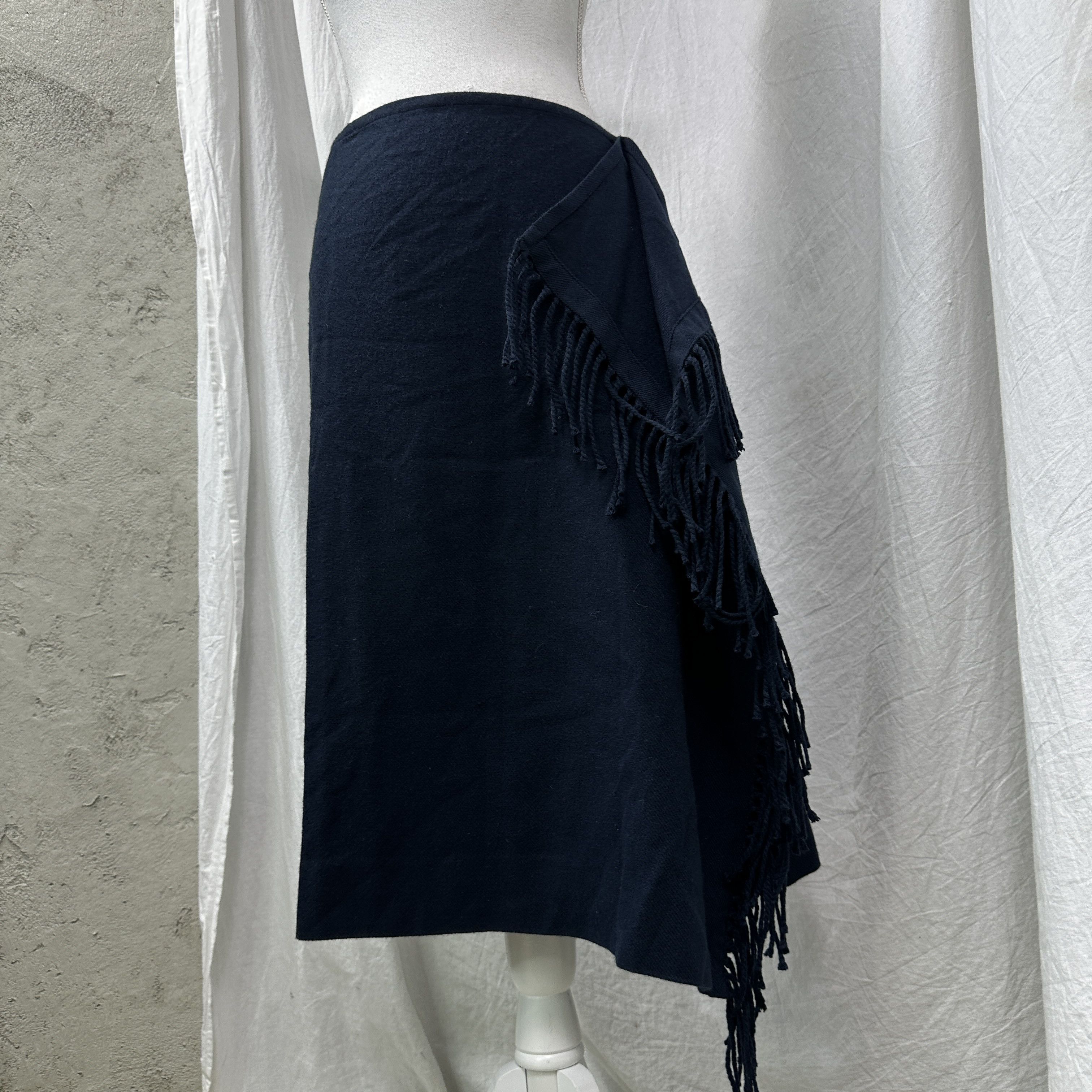 JW Anderson Vintage Avant Garde JW Anderson x Uniqlo Midi Skirt 00s Size 27" / US 4 / IT 40 - 5 Thumbnail