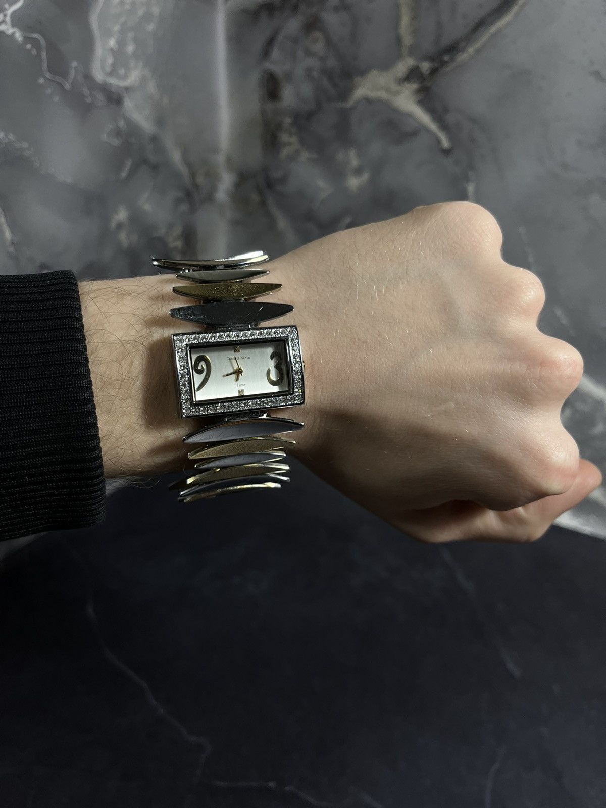 Japanese Brand Daniel Klein Rectangular Bracelet Watch Japanese Movement Size ONE SIZE - 9 Thumbnail