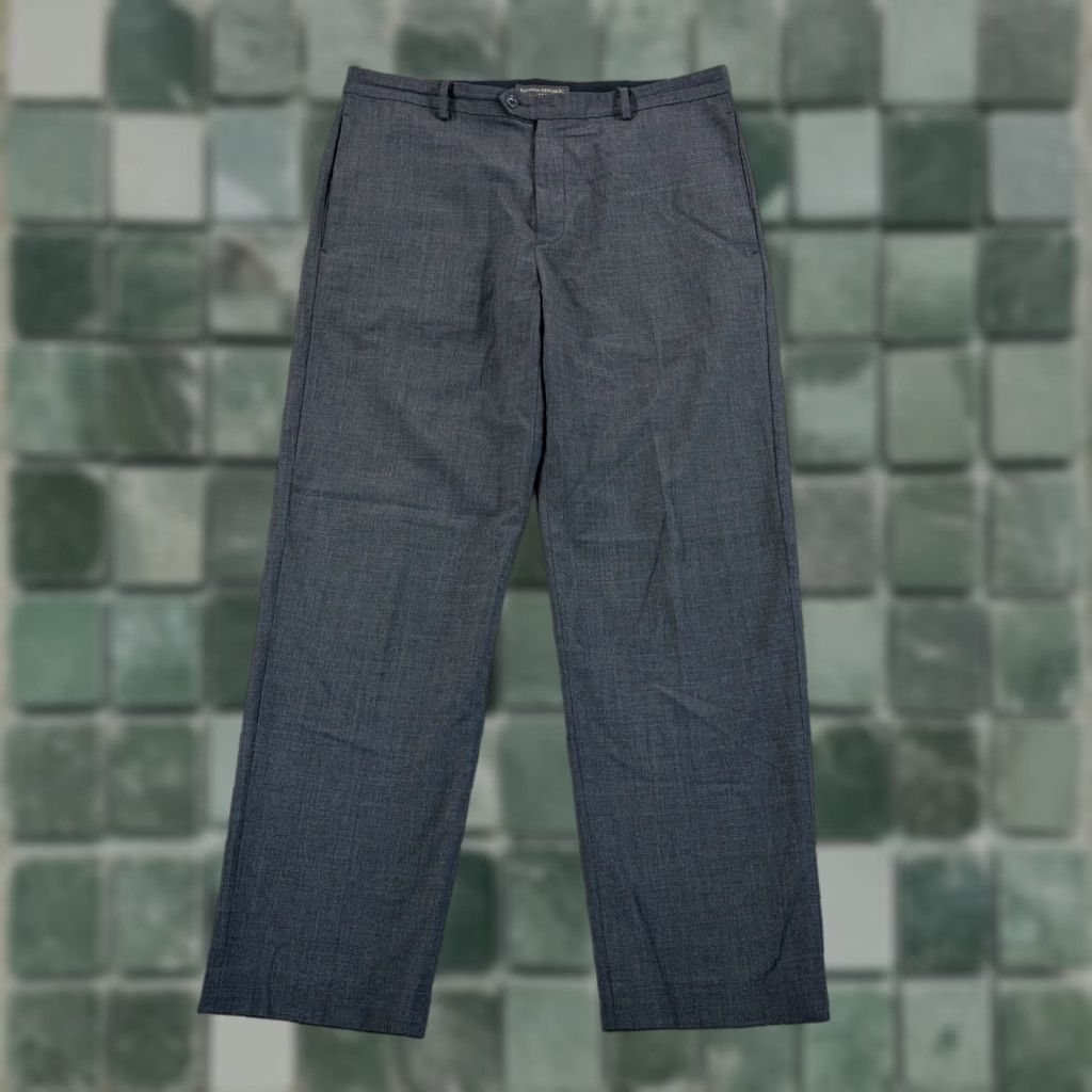 Banana Republic VINTAGE Banana Republic Trouser Pants Gray Wool Blend Men 36x31 Flat Front Dress Pants Size US 36 / EU 52 - 1 Thumbnail