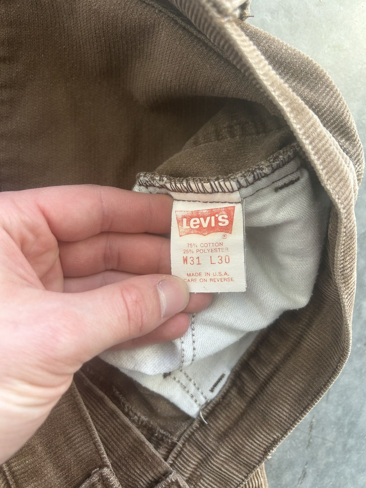 Levi's × Vintage Vintage 90s Levi’s 519 Corduroy Pants Size US 31 - 4 Thumbnail