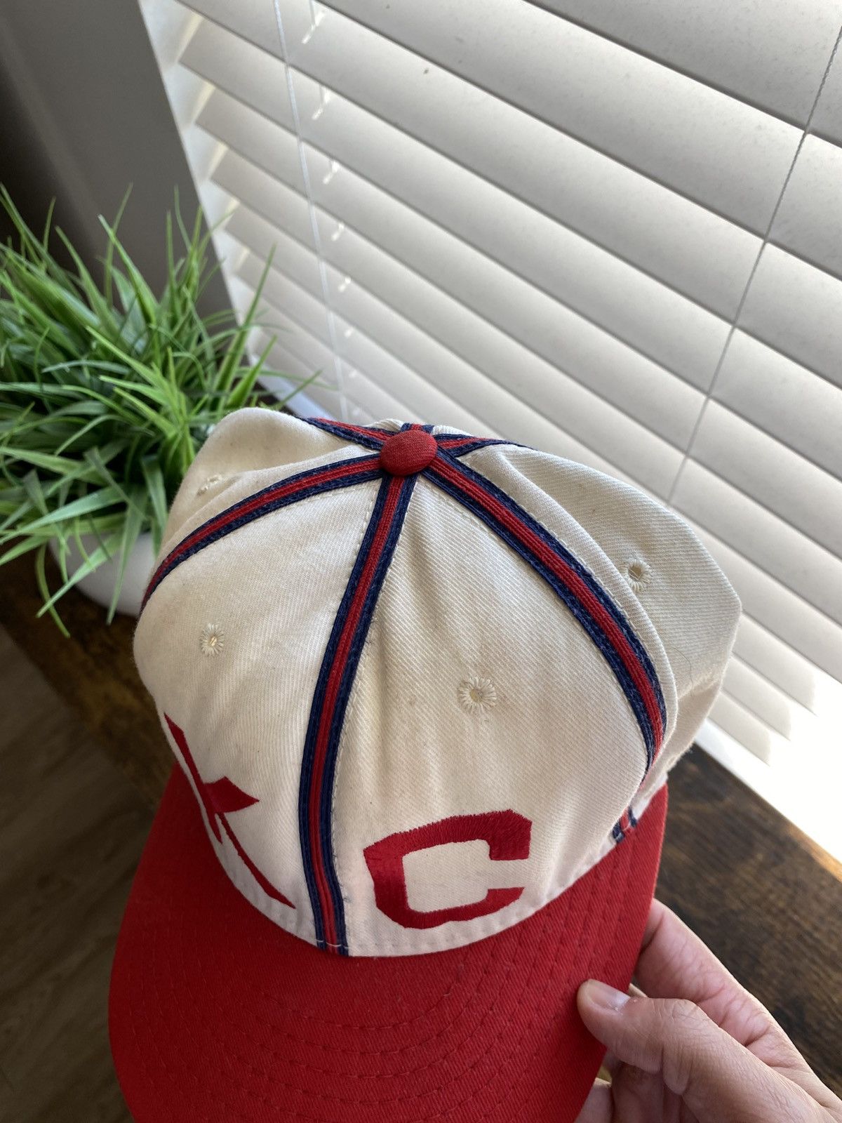MLB Vintage 80s Kansas City Monarchs Hat Size ONE SIZE - 3 Thumbnail