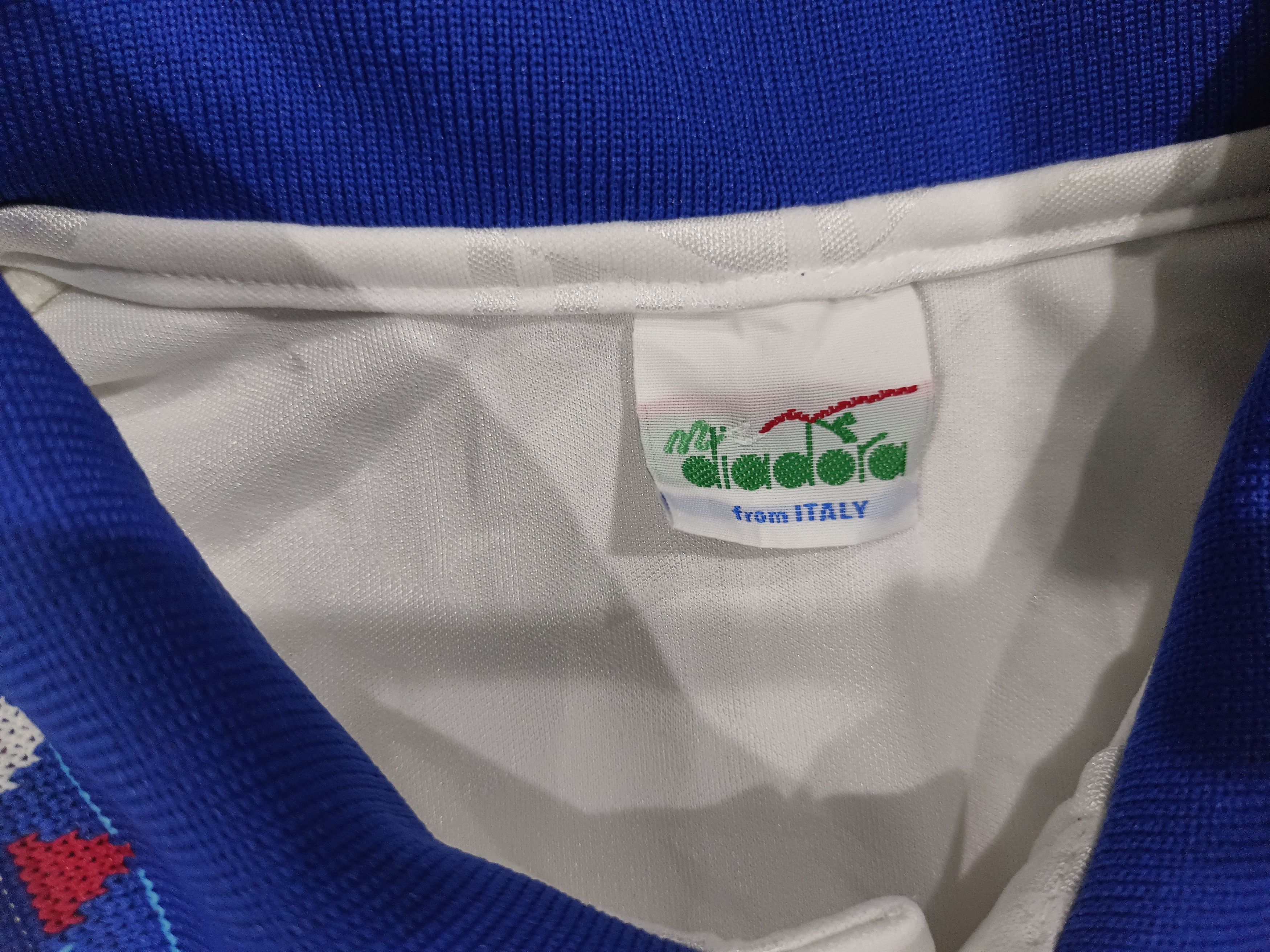 Diadora Vintage italy away player issues match worn jersey 92 93 Size US M / EU 48-50 / 2 - 3 Thumbnail