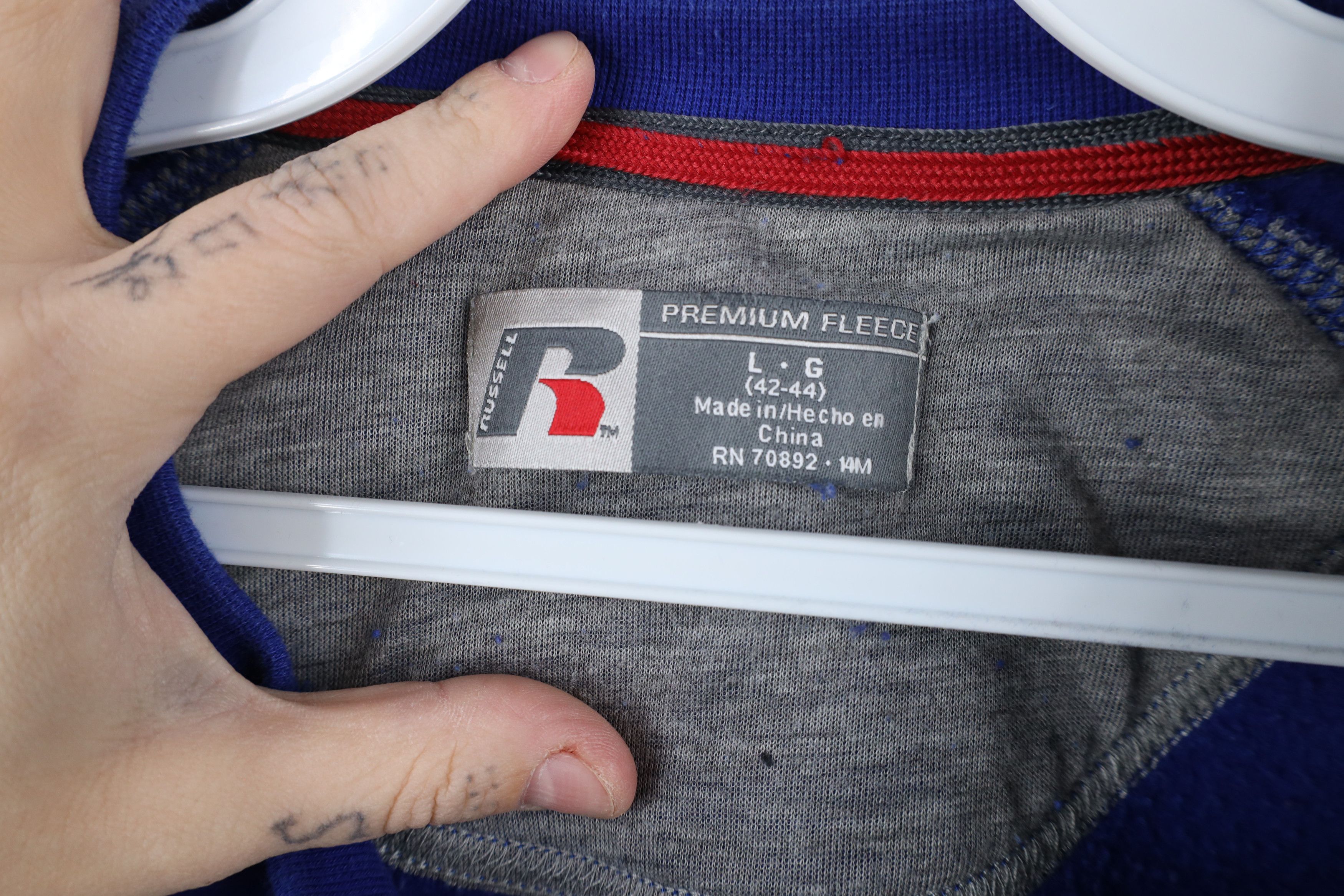 Russell Athletic × Vintage Vintage Y2K Russell Athletic Track and Field Sweatshirt Size US L / EU 52-54 / 3 - 6 Thumbnail