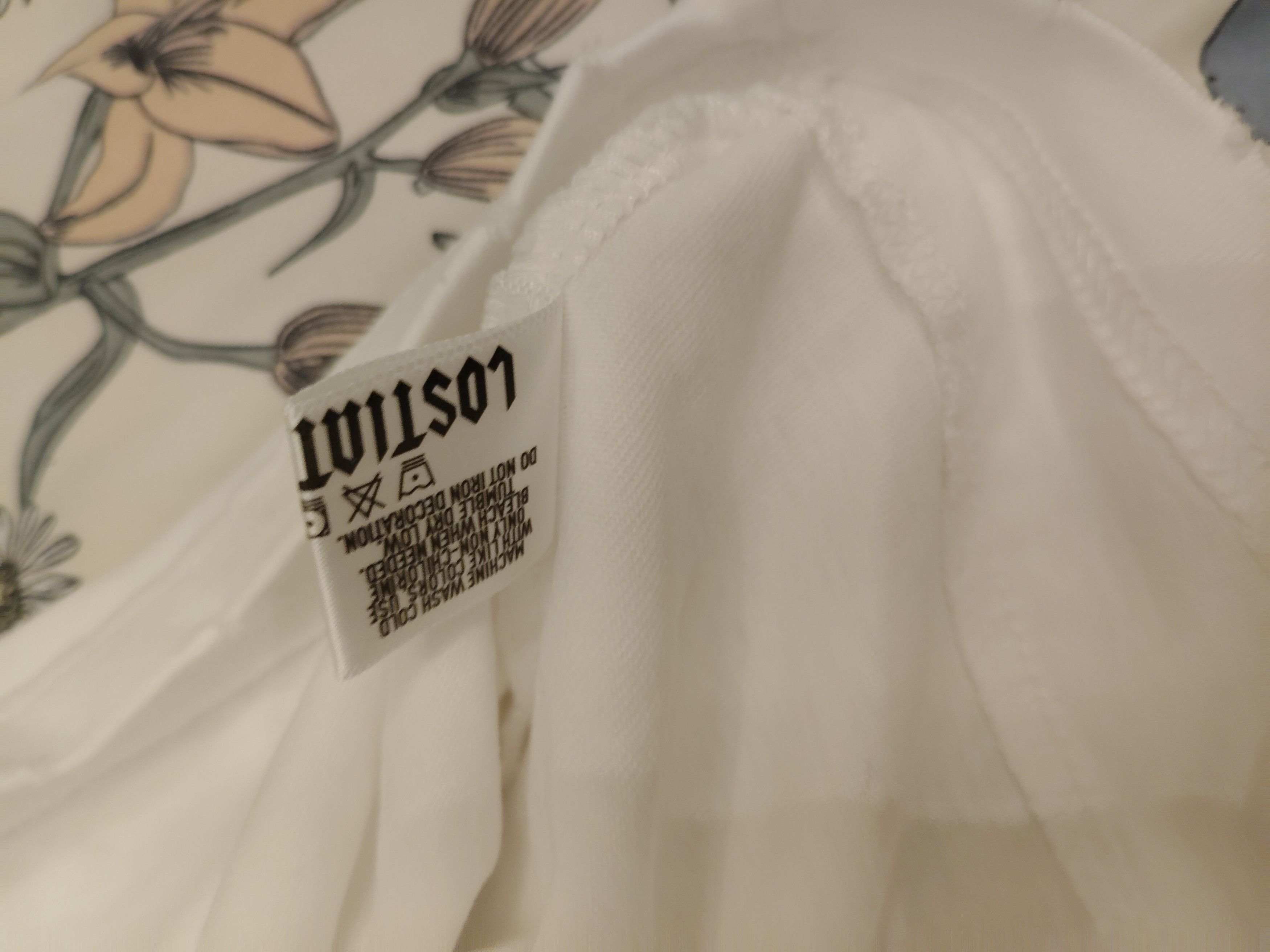 LOST INTRICACY Lost Intricacy White Westwood Long Sleeve Size Medium Size US XL / EU 56 / 4 - 13 Thumbnail