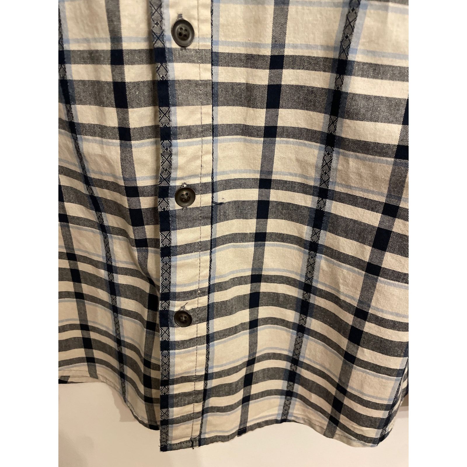 Wrangler NWT Wrangler Men's Utility Plaid Button Down, sz M Size US M / EU 48-50 / 2 - 5 Thumbnail