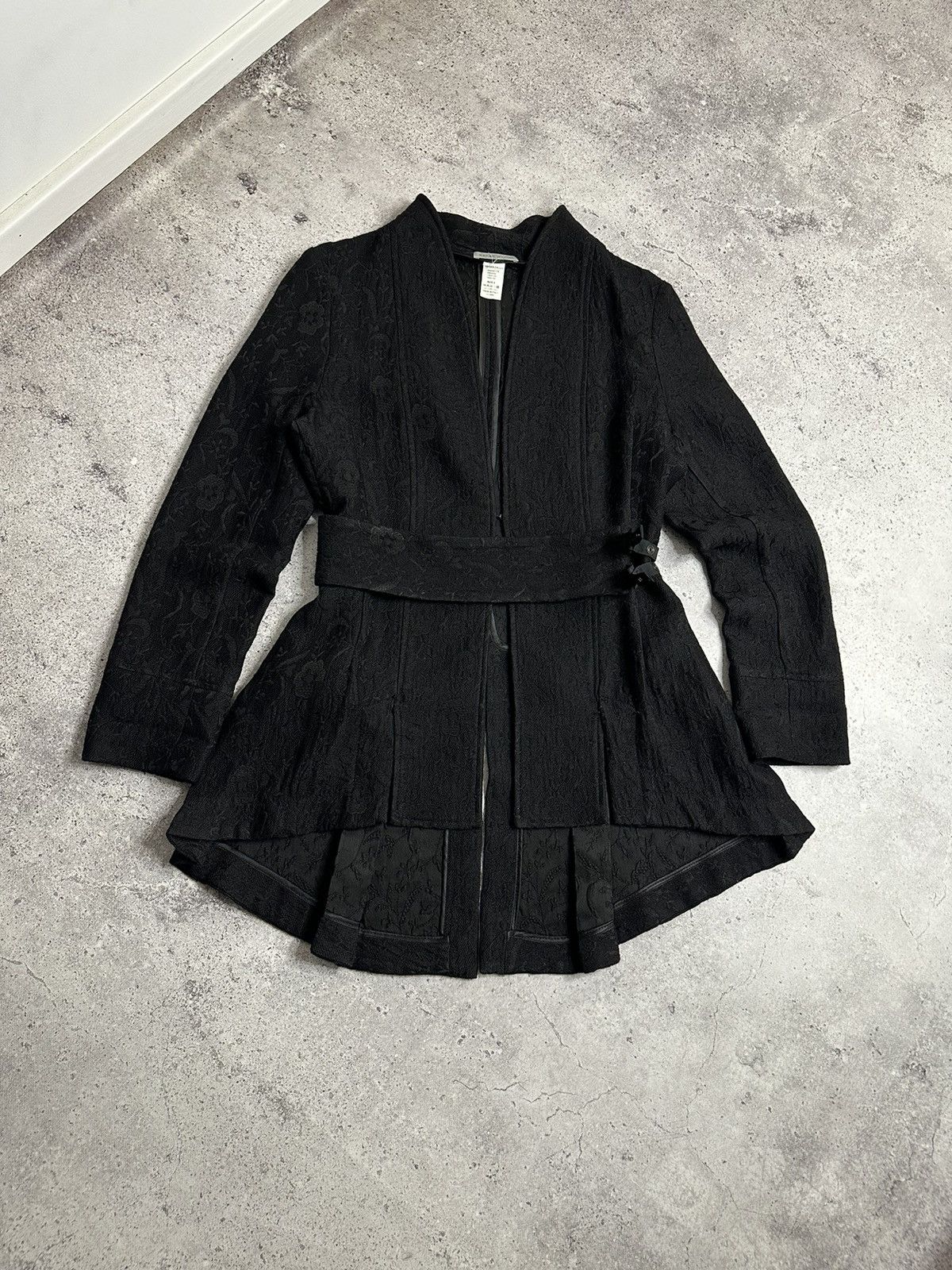 Sarah Pacini Sarah Pacini Wool Avant-Garde Asymmetrical jacket with belt Size XS / US 0-2 / IT 36-38 - 1 Thumbnail