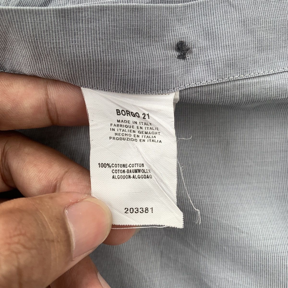 Giorgio Armani Vintage Giorgio Armani Button Ups Gray Shirt Size US M / EU 48-50 / 2 - 5 Thumbnail