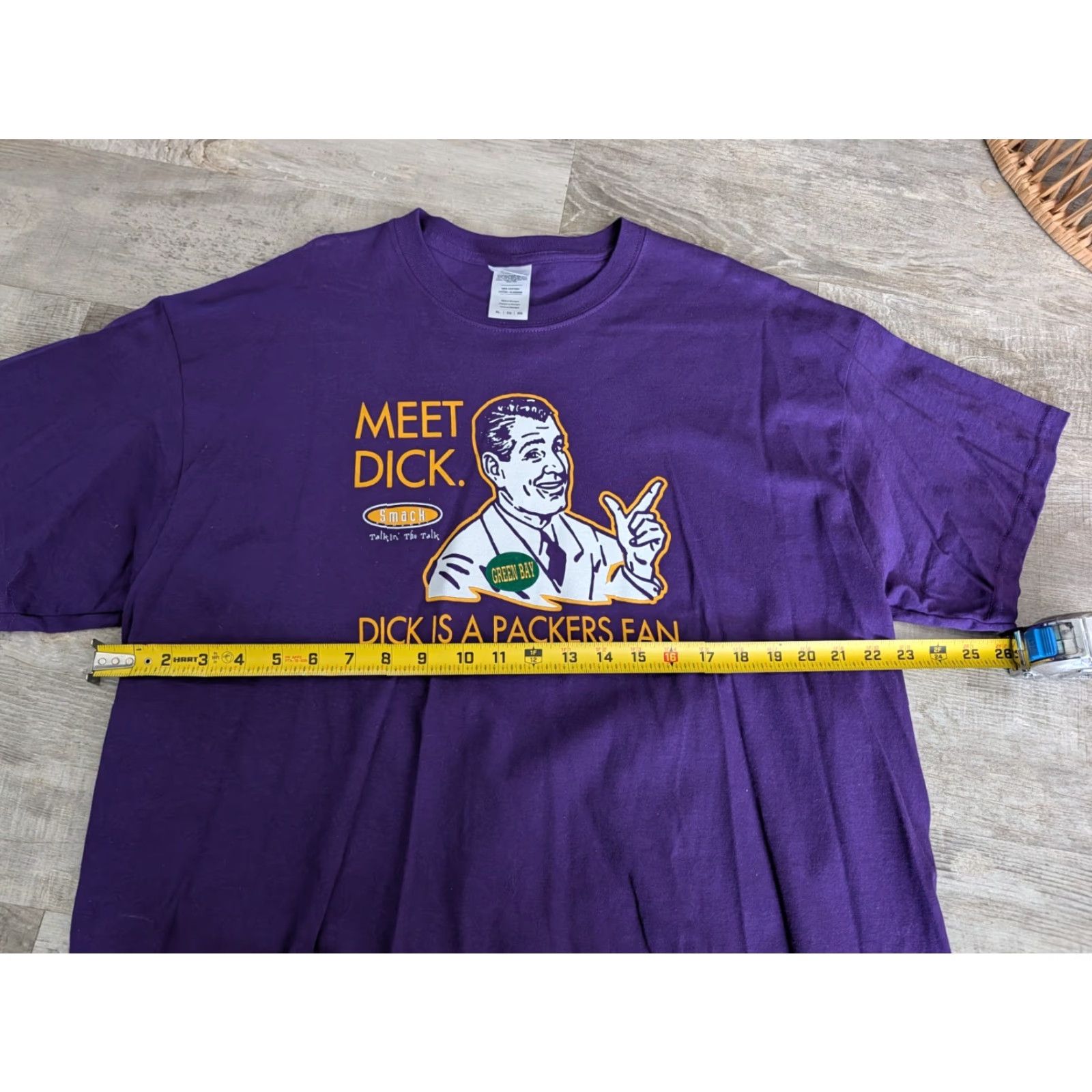 Gildan Gildan Smack Talk T-Shirt Mens XL DONT BE A D*CK Purple Crew Neck Short Sleeve Sports Football Vikings Packers (Vintage: No) Size US XL / EU 56 / 4 - 7 Thumbnail