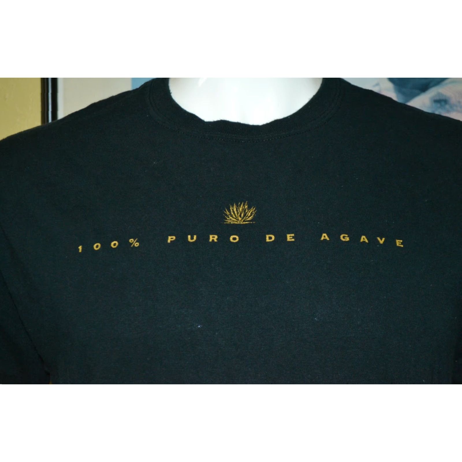 Gildan El Diamante Del Cielo Tequila T Shirt M Black Gildan 100% Cotton Short Sleeve Graphic Tee Men/Men's Liquor Mexico Vintage? Size US M / EU 48-50 / 2 - 3 Thumbnail