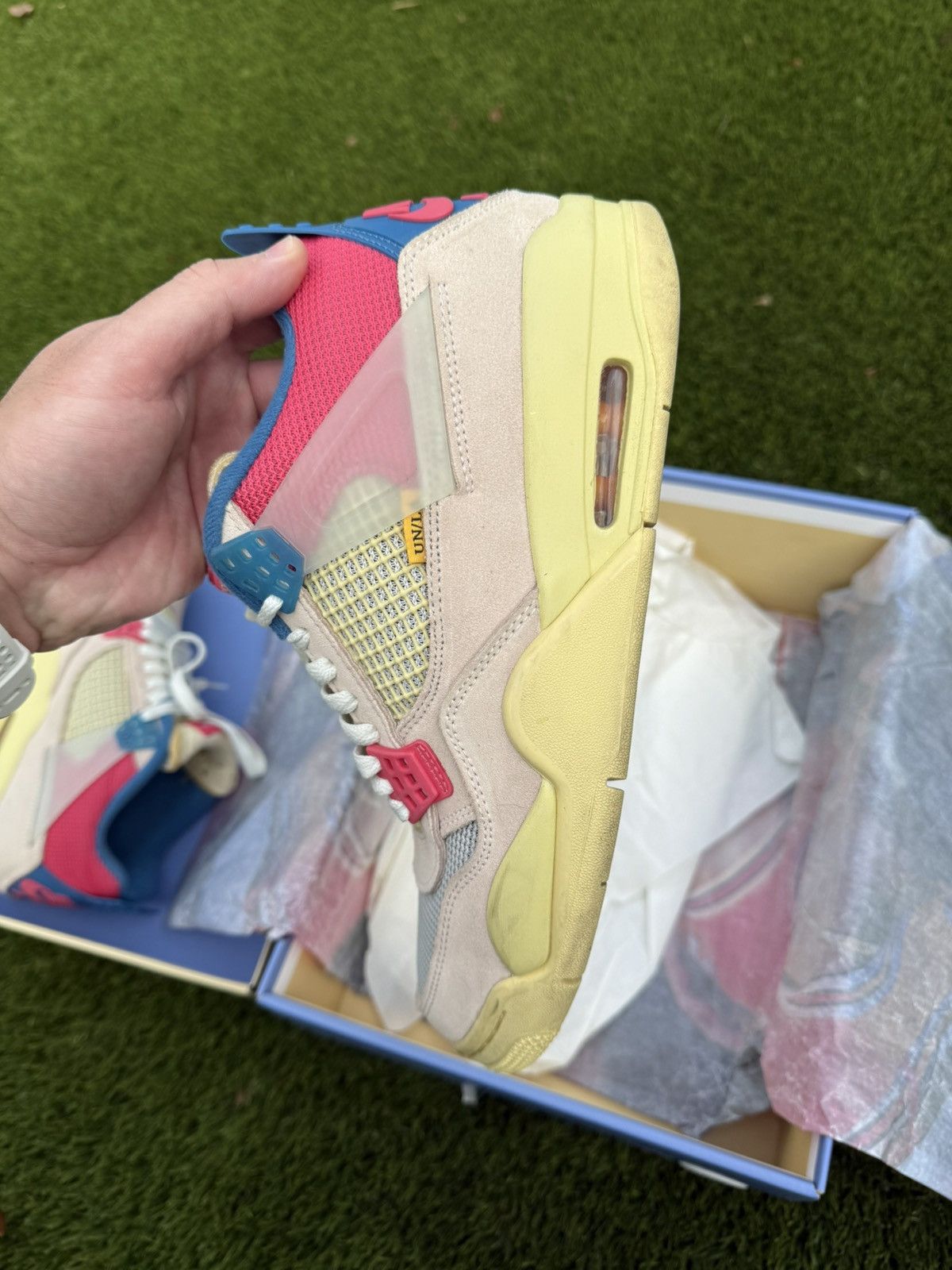 Jordan Brand × Union LA Air Jordan 4 Retro SP Guava Ice Size US 9.5 / EU 42-43 - 9 Thumbnail