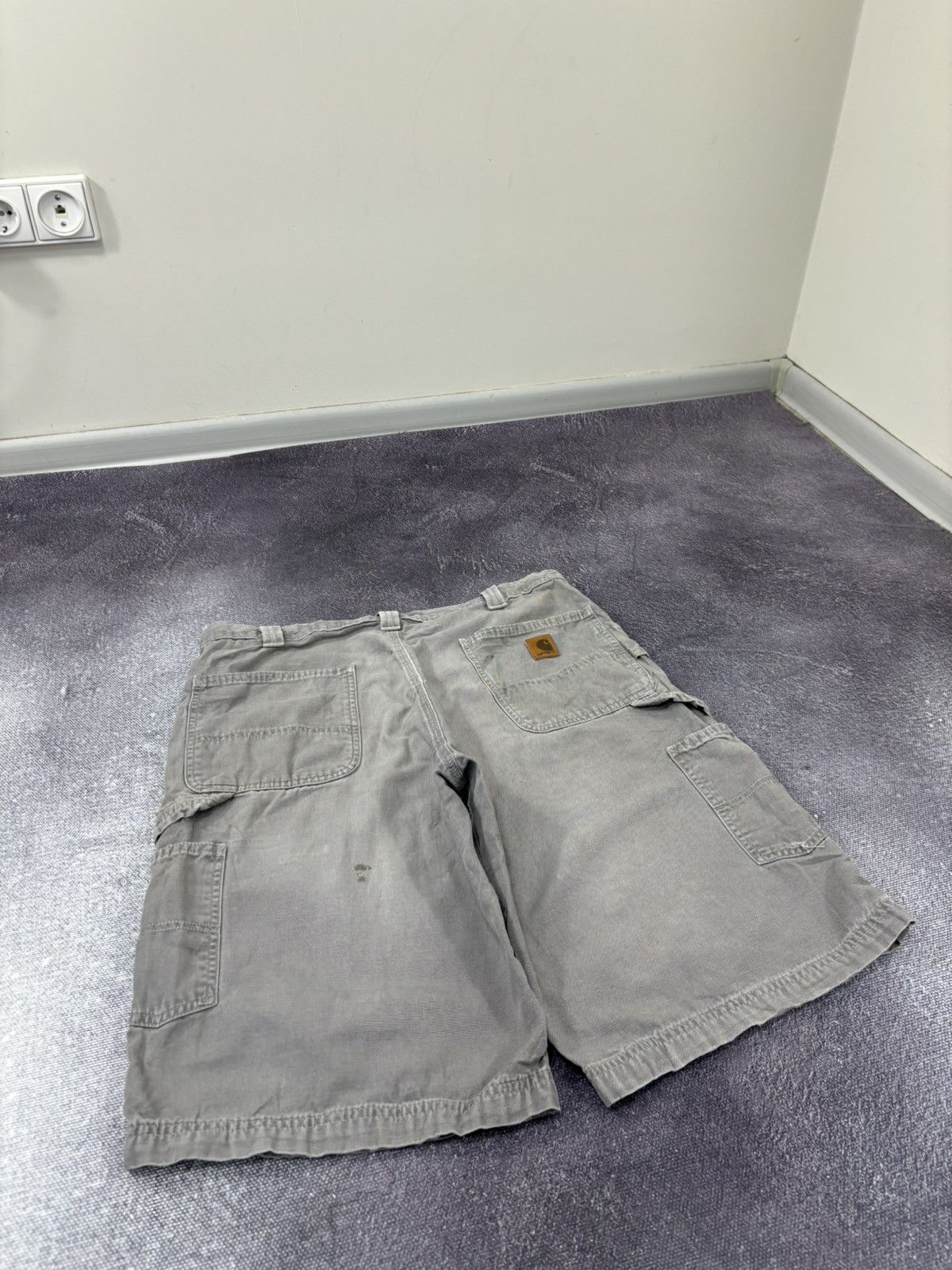 Carhartt Vintage Carhartt Y2K Workwear Grey Hype Skate Baggy Shorts Size US 36 / EU 52 - 4 Thumbnail