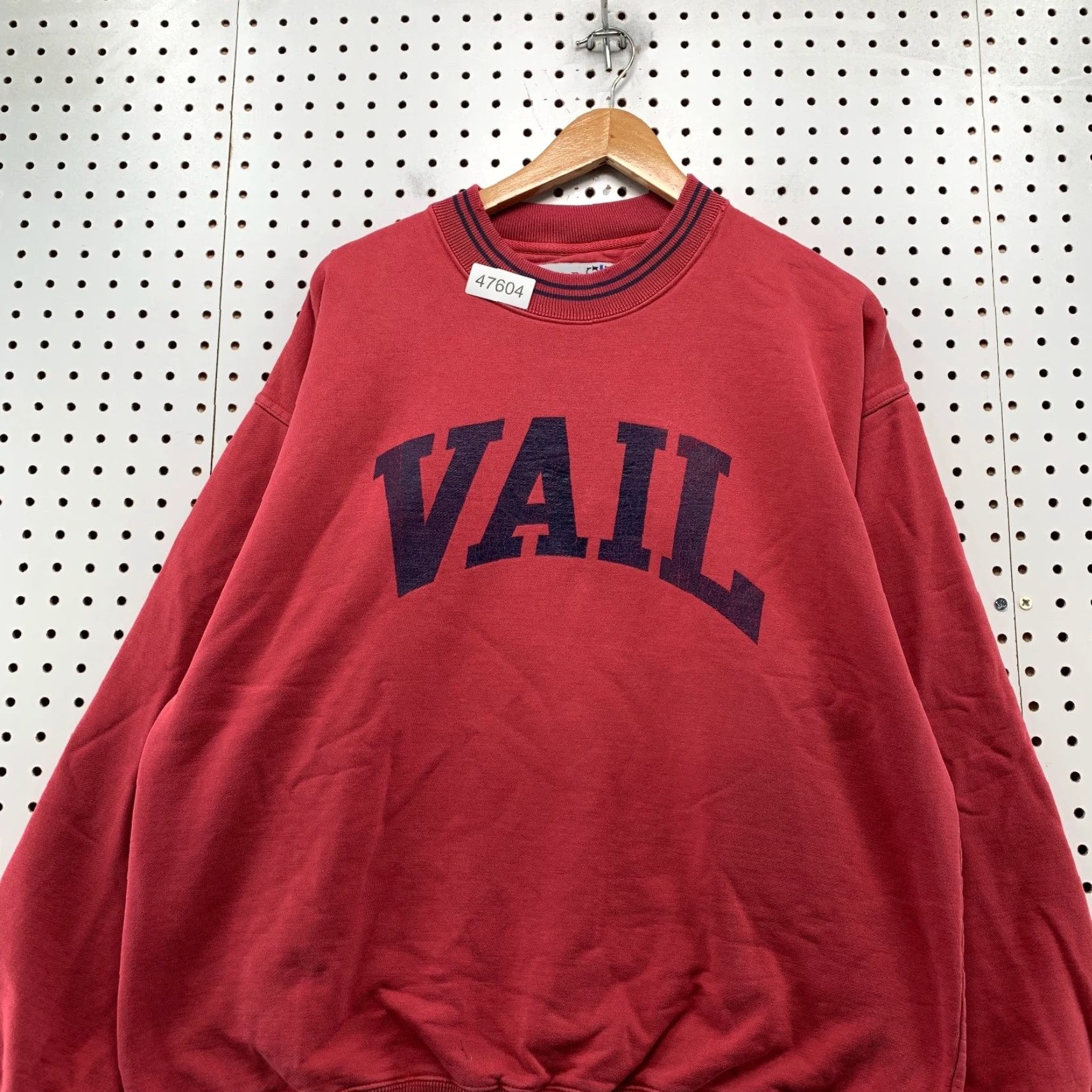Vintage VINTAGE Gear For Sports Sweatshirt Mens L Red Embroidered Crewneck Fleece Made USA Size US L / EU 52-54 / 3 - 4 Thumbnail