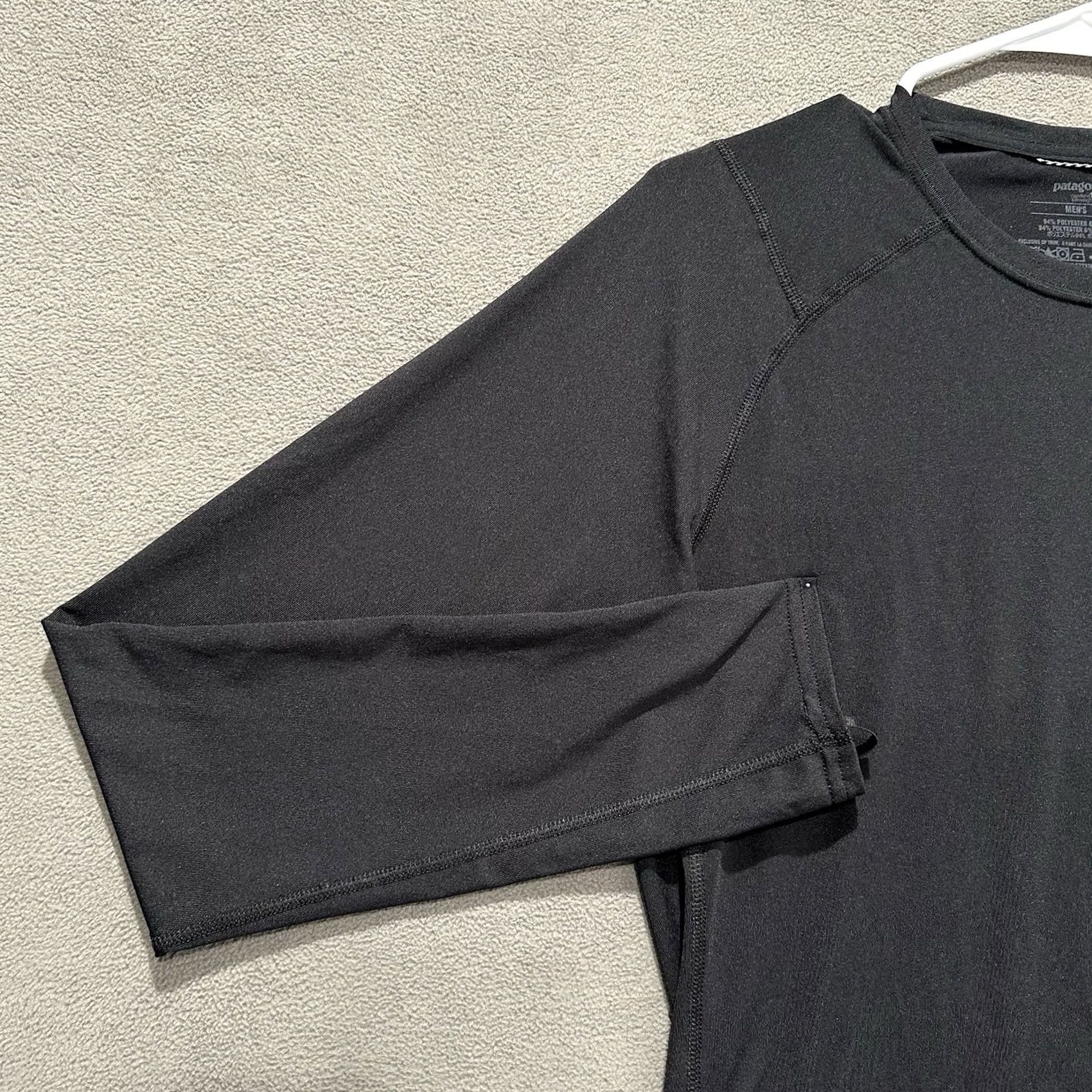Patagonia Patagonia Shirt Mens S Capilene 1 Silkweight Blue Solid Performance Base Layer T-Shirt Size US S / EU 44-46 / 1 - 5 Thumbnail