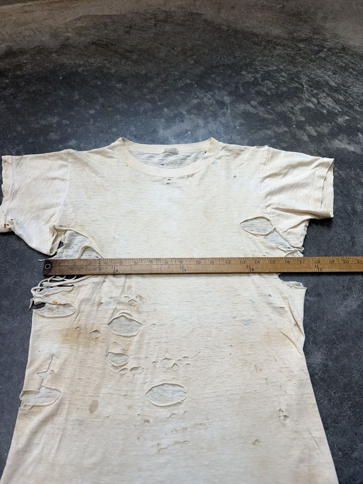 Vintage Thrashed Faded 1950s White T Shirt ERD Grunge Size US M / EU 48-50 / 2 - 9 Thumbnail