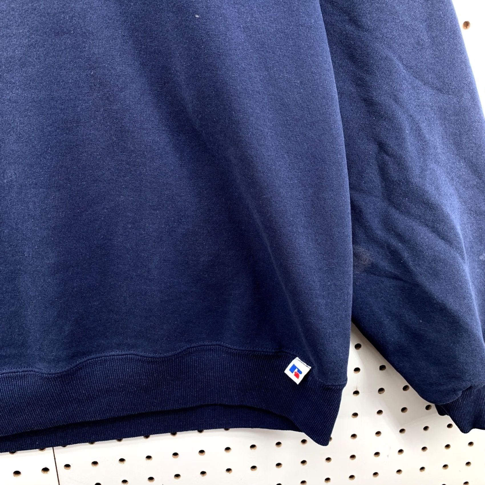 Russell Athletic VINTAGE Russell Athletic Sweatshirt Crewneck XL Navy Blue Mens 90s Distress Cotton Crew Neck Sweatshirt Size US XL / EU 56 / 4 - 6 Thumbnail