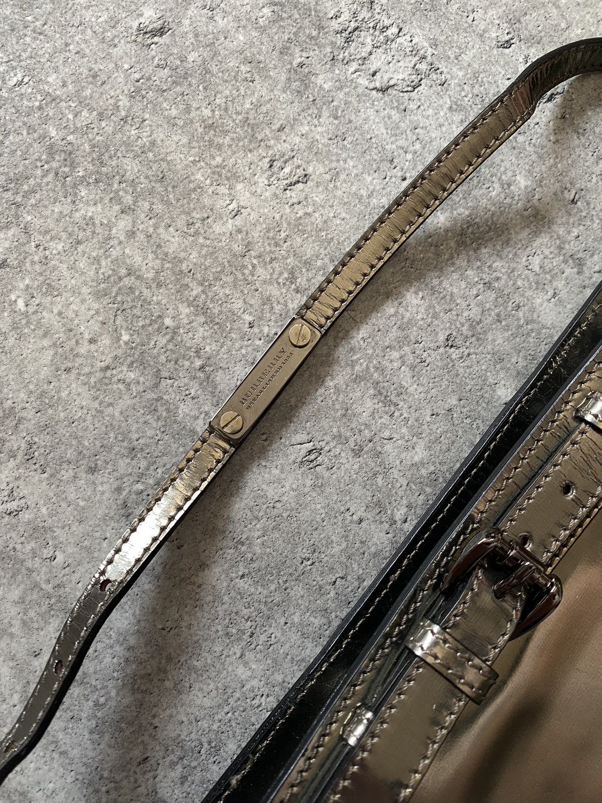 Burberry Burberry Leather Metallic Clutch Size ONE SIZE - 11 Thumbnail