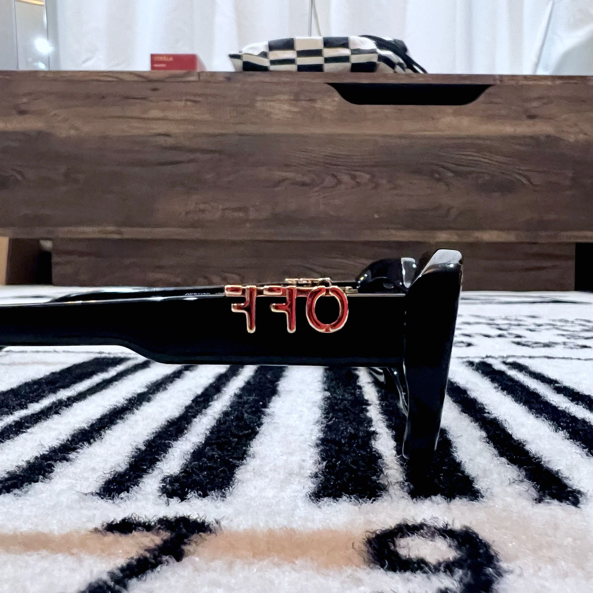Off-White Off-White 52mm Renton Rectangle Off Logo on Arms Sunglasses Size ONE SIZE - 9 Thumbnail