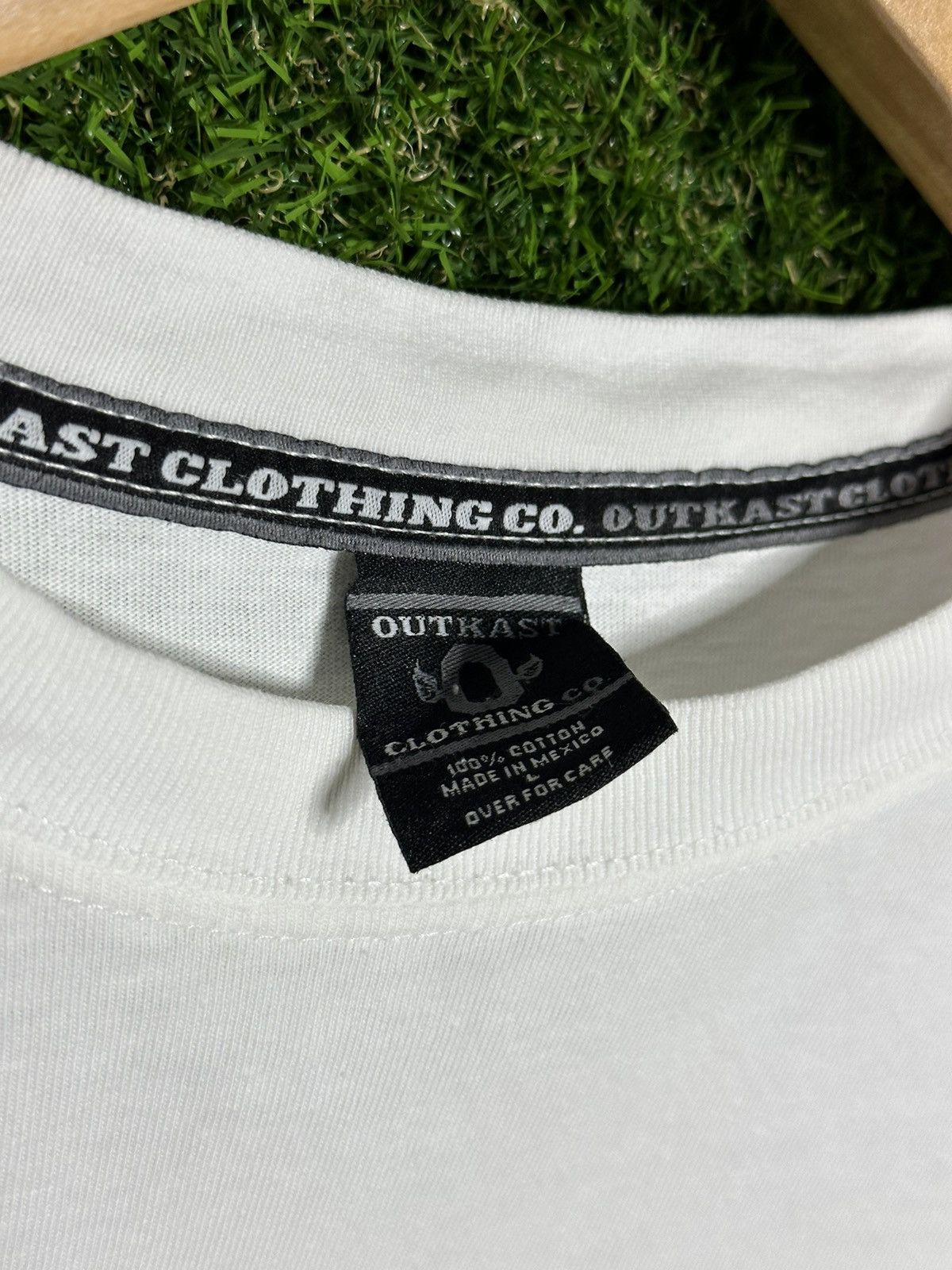 Vintage 🚨 Outkast Clothing Co So Fresh So Clean 00s Rap Tee T-Shirt Size US L / EU 52-54 / 3 - 3 Thumbnail