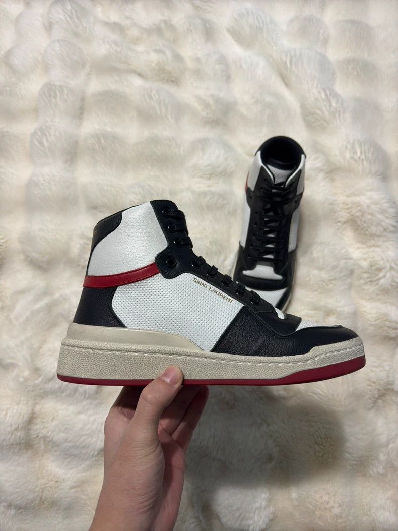 Saint Laurent Paris Saint Laurent Paris Black and white high-top casual sneake Size US 6 / EU 39 - 8 Thumbnail