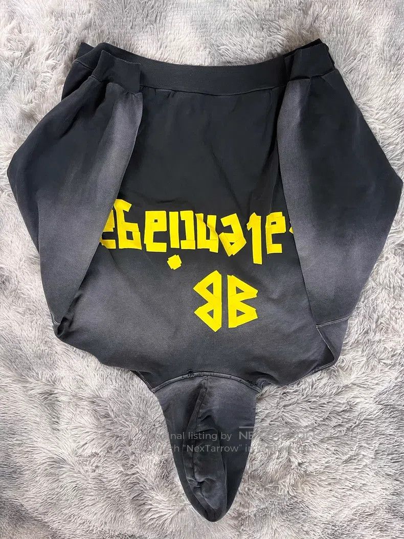 Balenciaga Balenciaga Masking Tape Sweatshirt Size US S / EU 44-46 / 1 - 5 Thumbnail