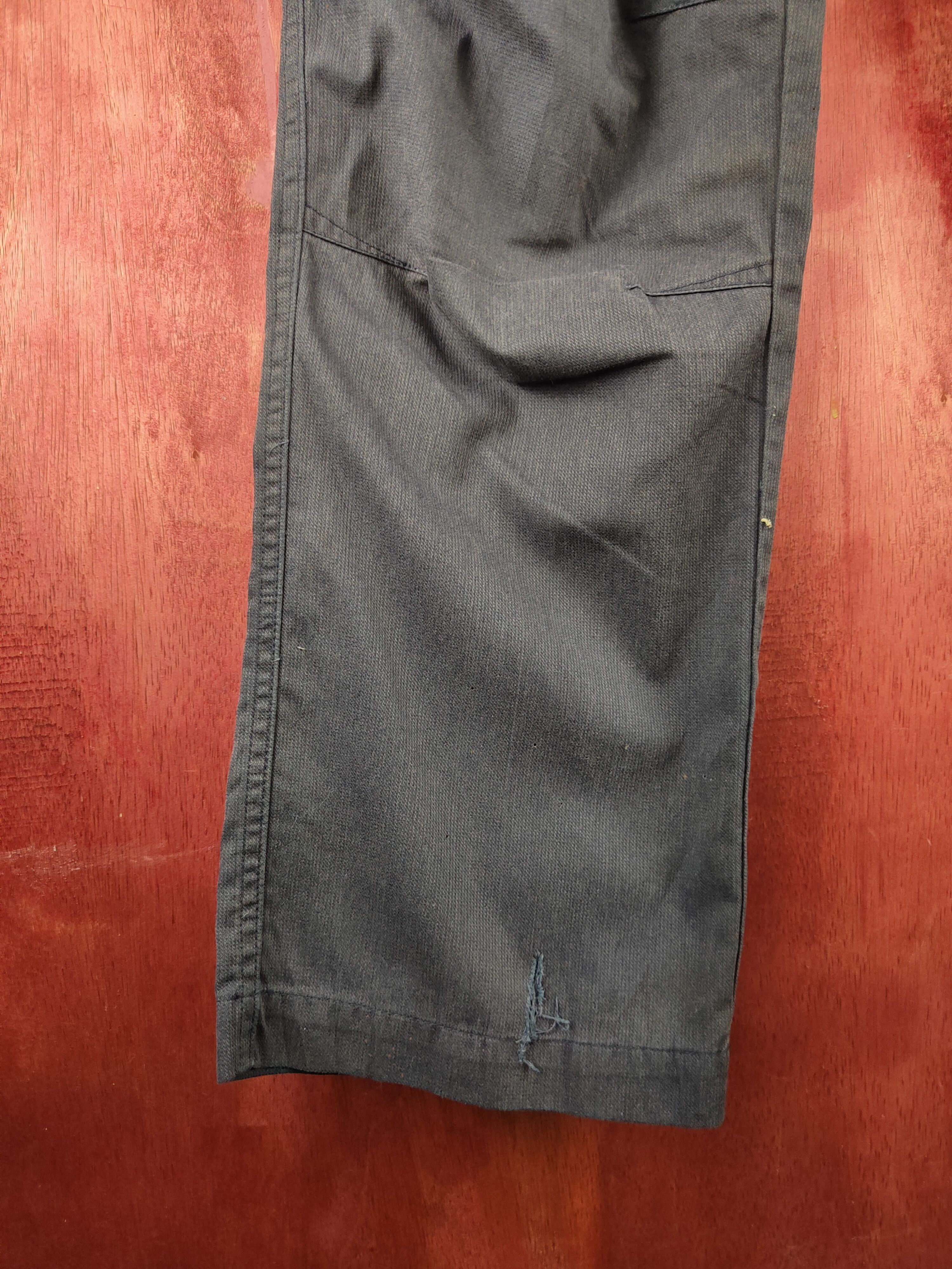 Japanese Brand Vintage Japanese Faded Dark Blue Cargo Pants N#S44 Size US 31 - 6 Thumbnail