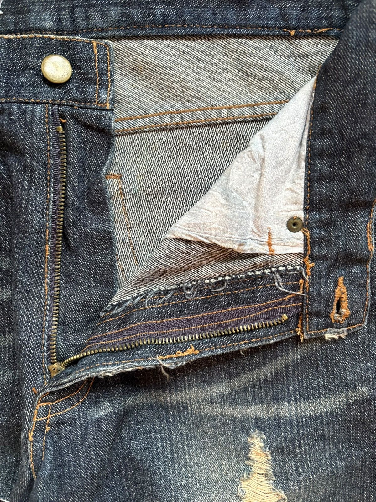 Japanese Brand Vintage Japanese Brand Mud Wash Distressed Jeans Size US 30 / EU 46 - 9 Thumbnail